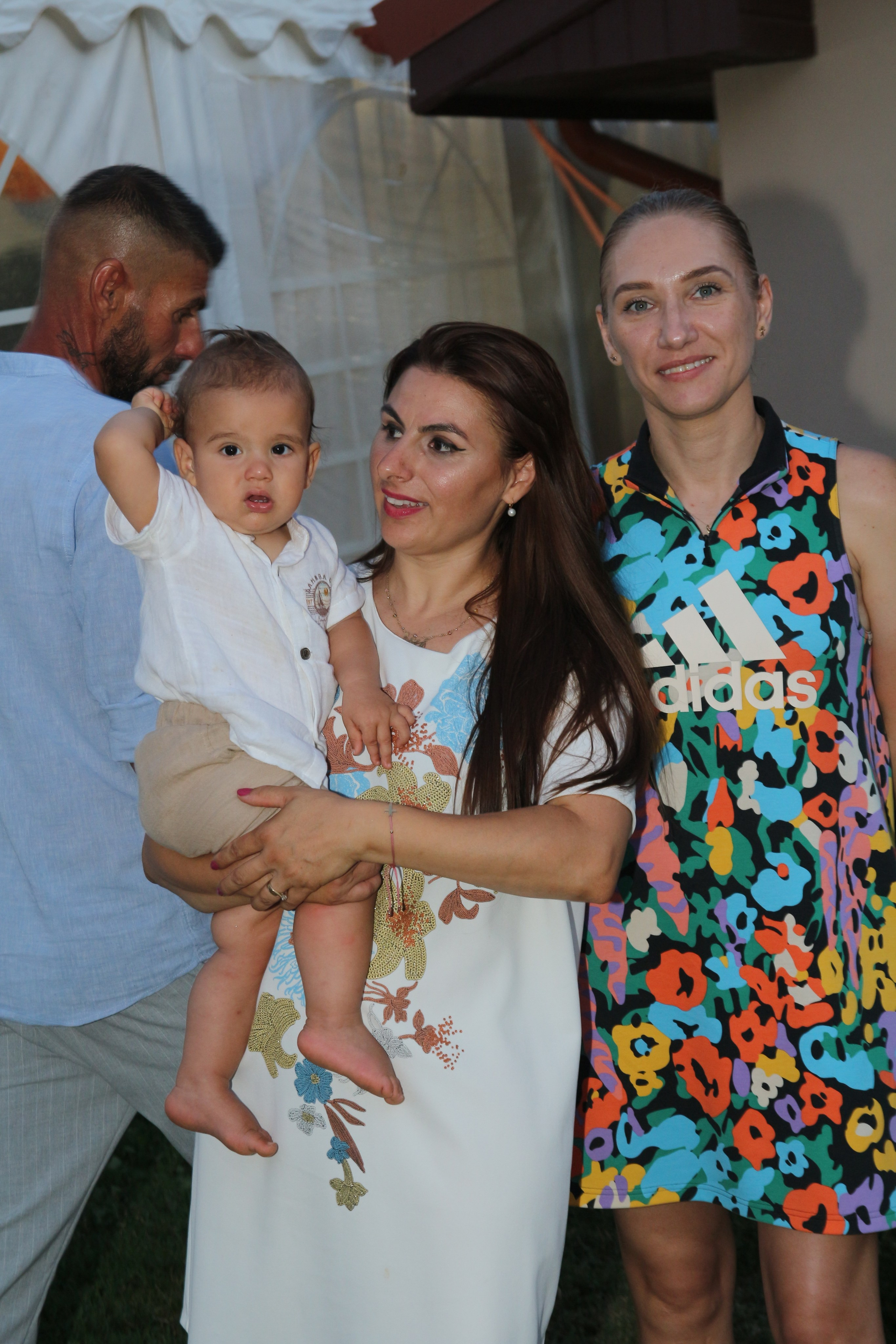 BYZO MEDIA. PETRU BYZO - family and children photographer in ROMANIA