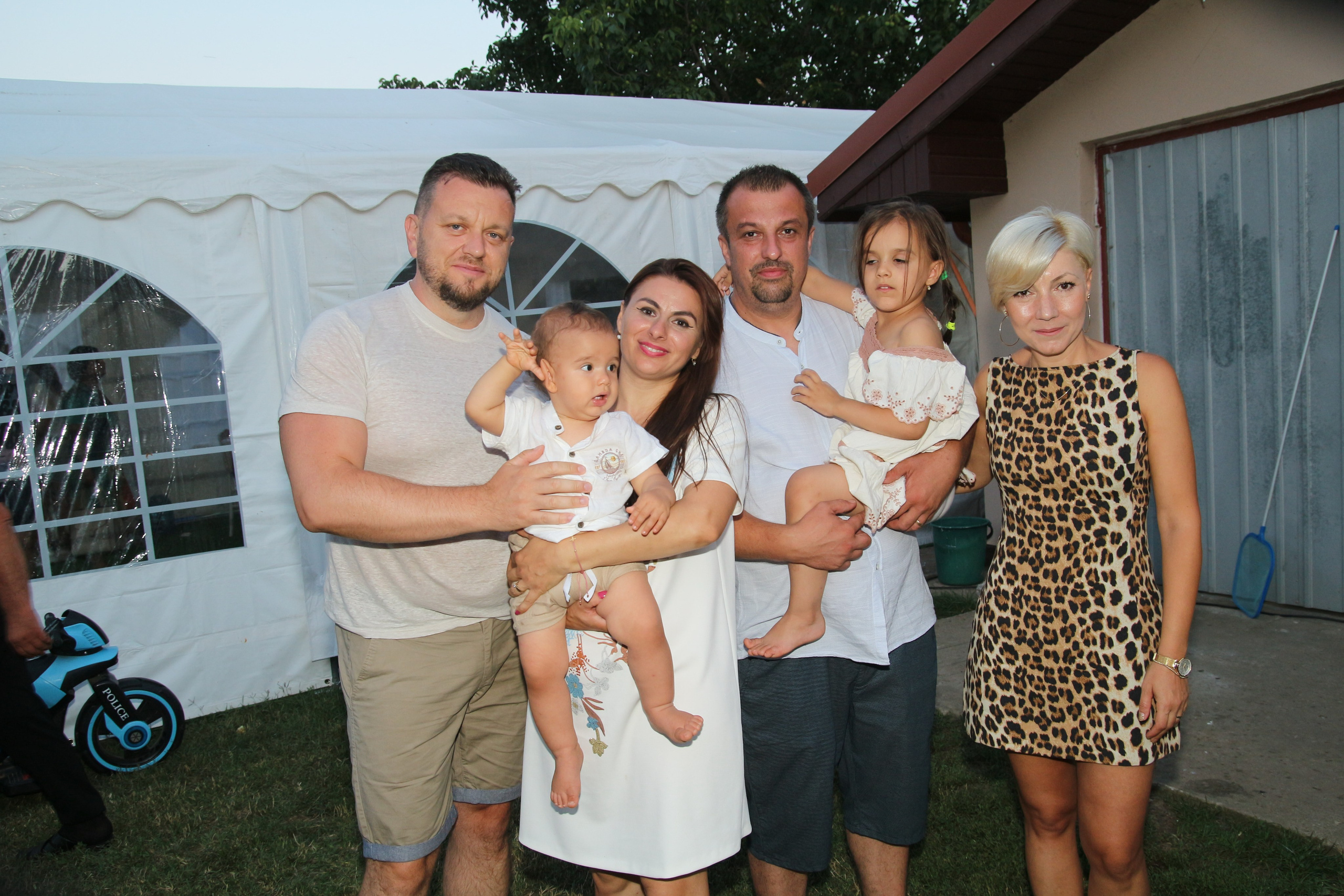 BYZO MEDIA. PETRU BYZO - family and children photographer in ROMANIA