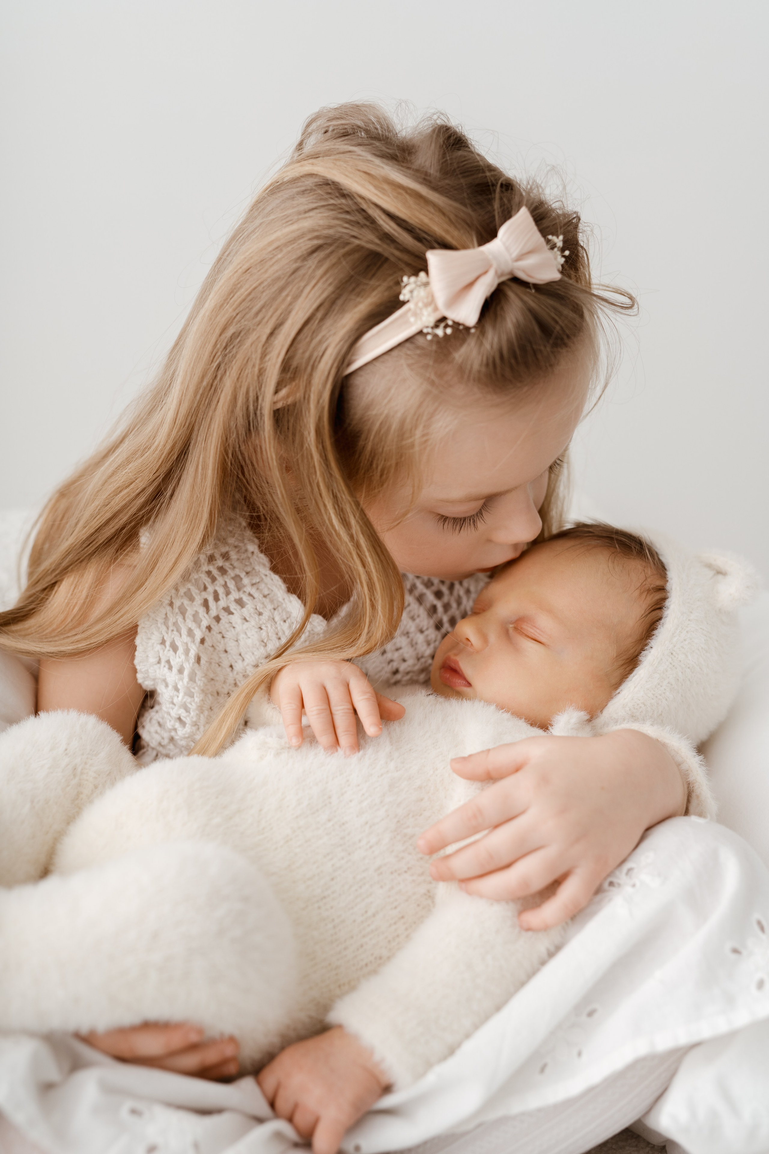 Fotografia Noworodkowa Łódź - Piękne Zdjęcia Noworodków. Fotograf Łódź - sesja ciążowa, noworodkowa, dziecięca. Studio w Łodzi