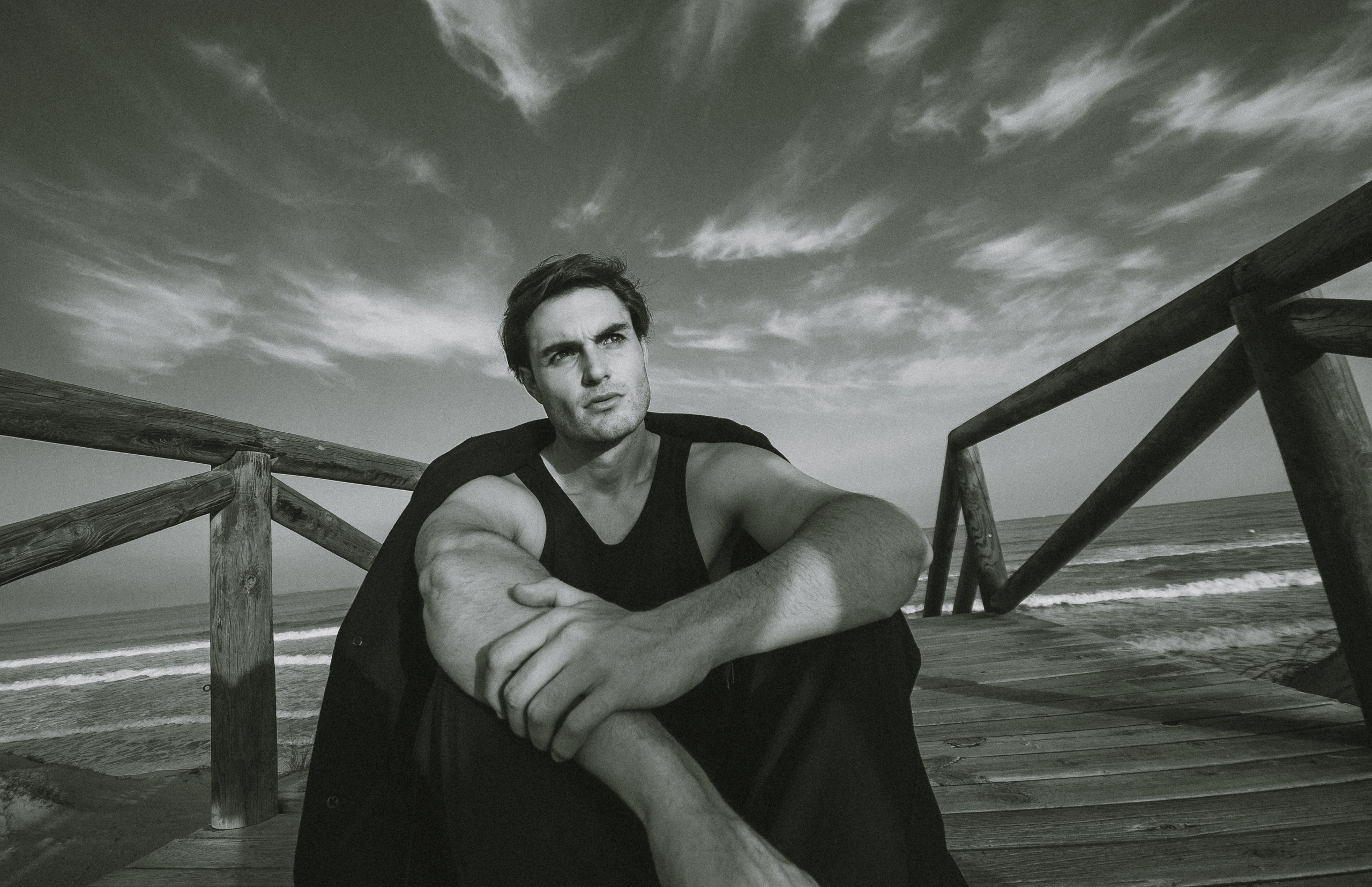 Портретная фотосессия Jaime Medina в дюнах в Гуардамаре