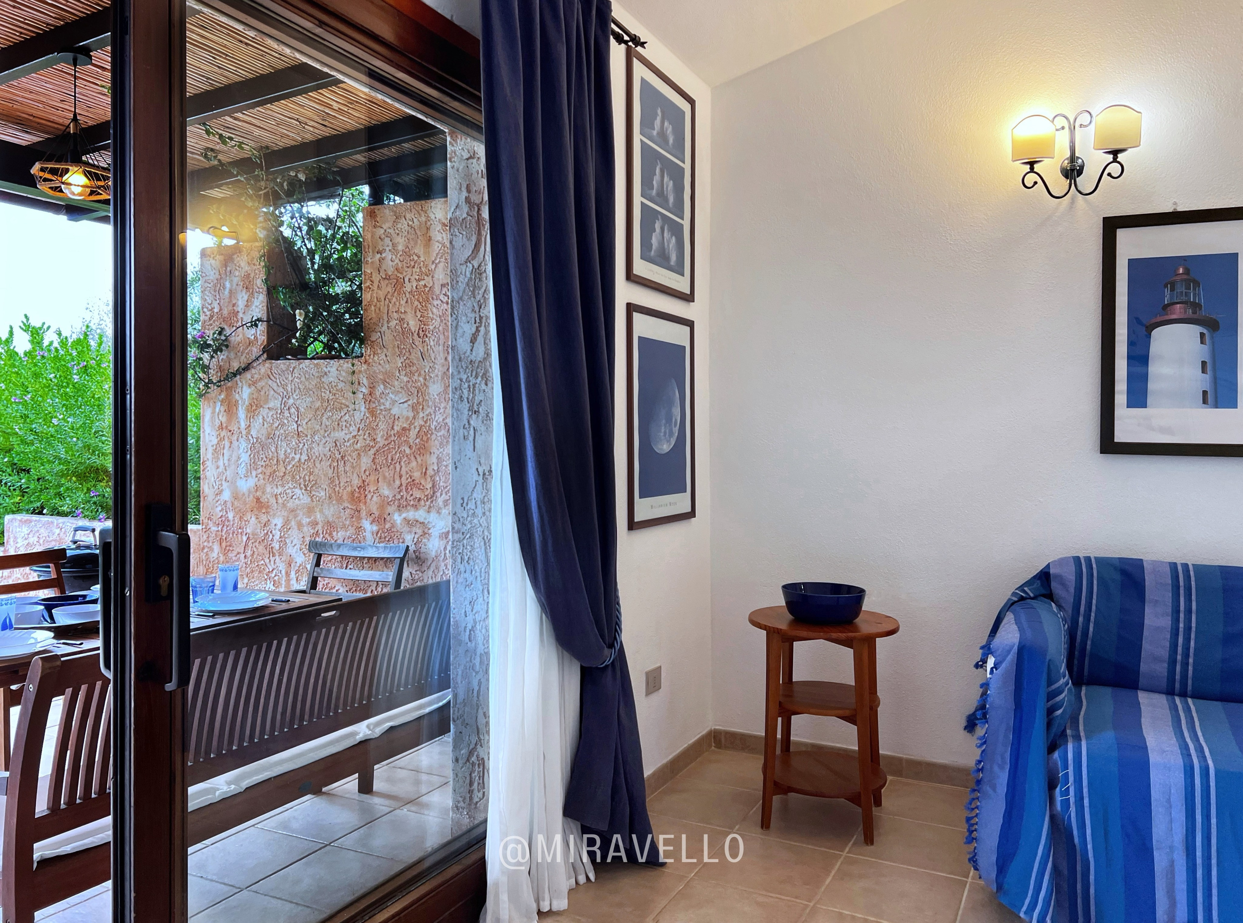 Villino con terrazza rustica. Fotografo d’interni a Cagliari Eugenia Murru