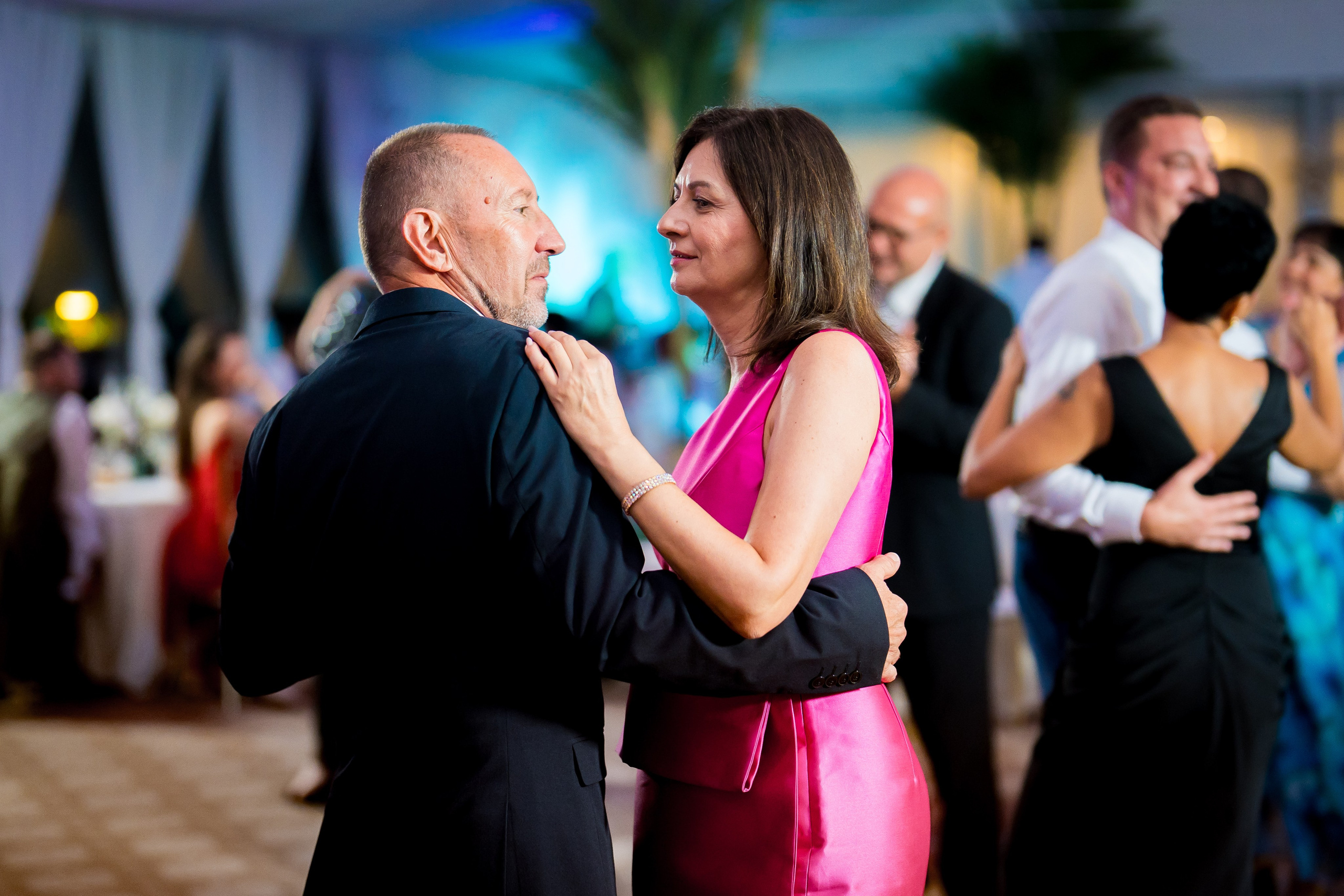 PARTY. Gabriel Florea — Fotograf nuntă București