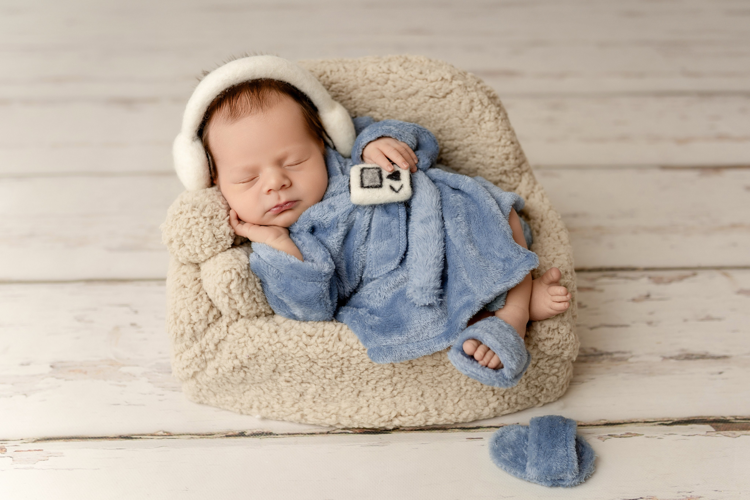 Esu Aleksandra naujagimių ir kudikių fotografė iš Vilniaus