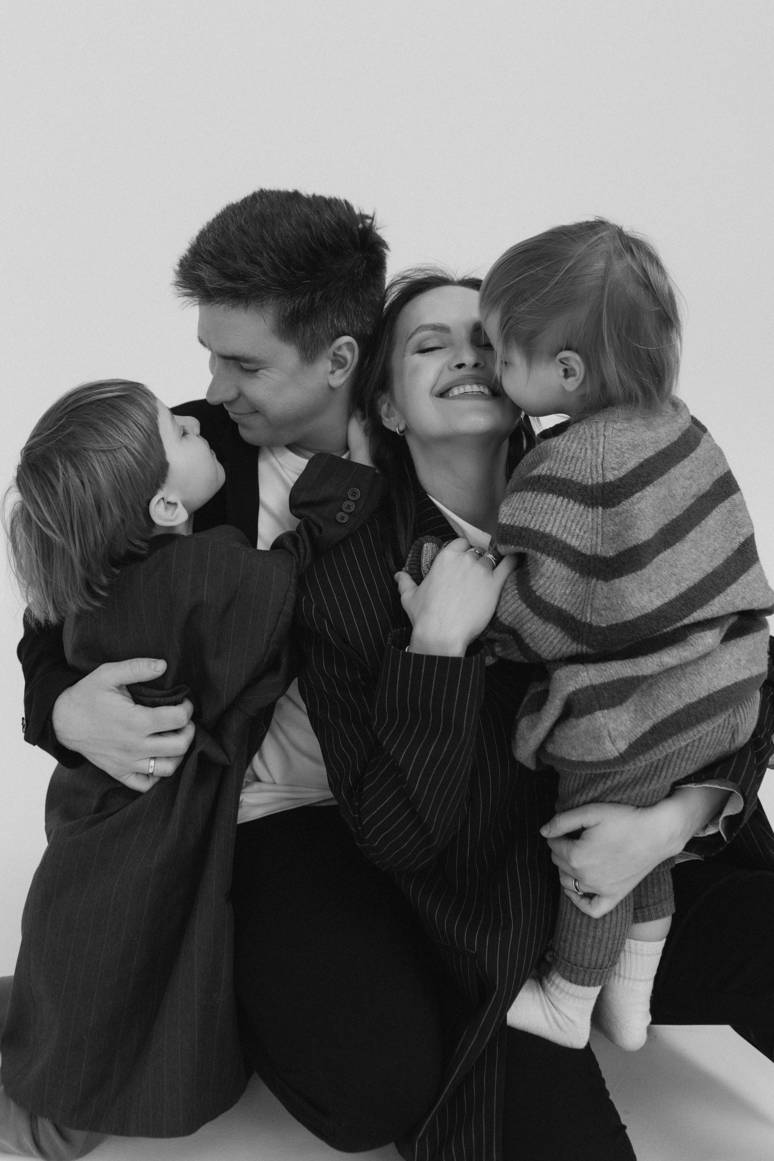 Linksma šeimos fotosesija | STUDIO. Vestuvių ir šeimų fotografė Lena Bondarenko / belove photo