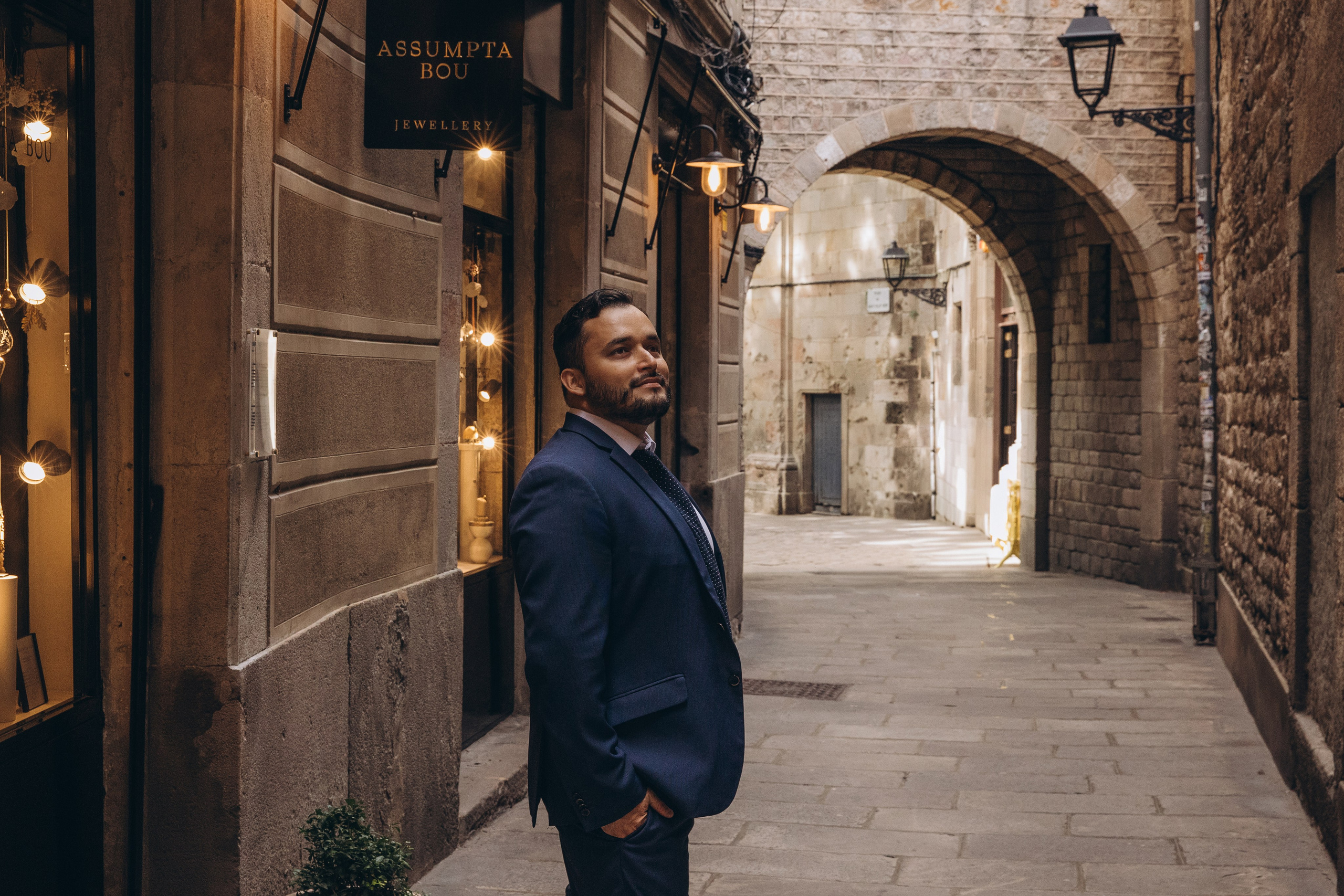 Wedding in Barcelona | Elegant Destination Wedding Photography & Videography. Wedding Stories — Professional Wedding Photography & Videography in Germany, Italy, Spain & all across Europe