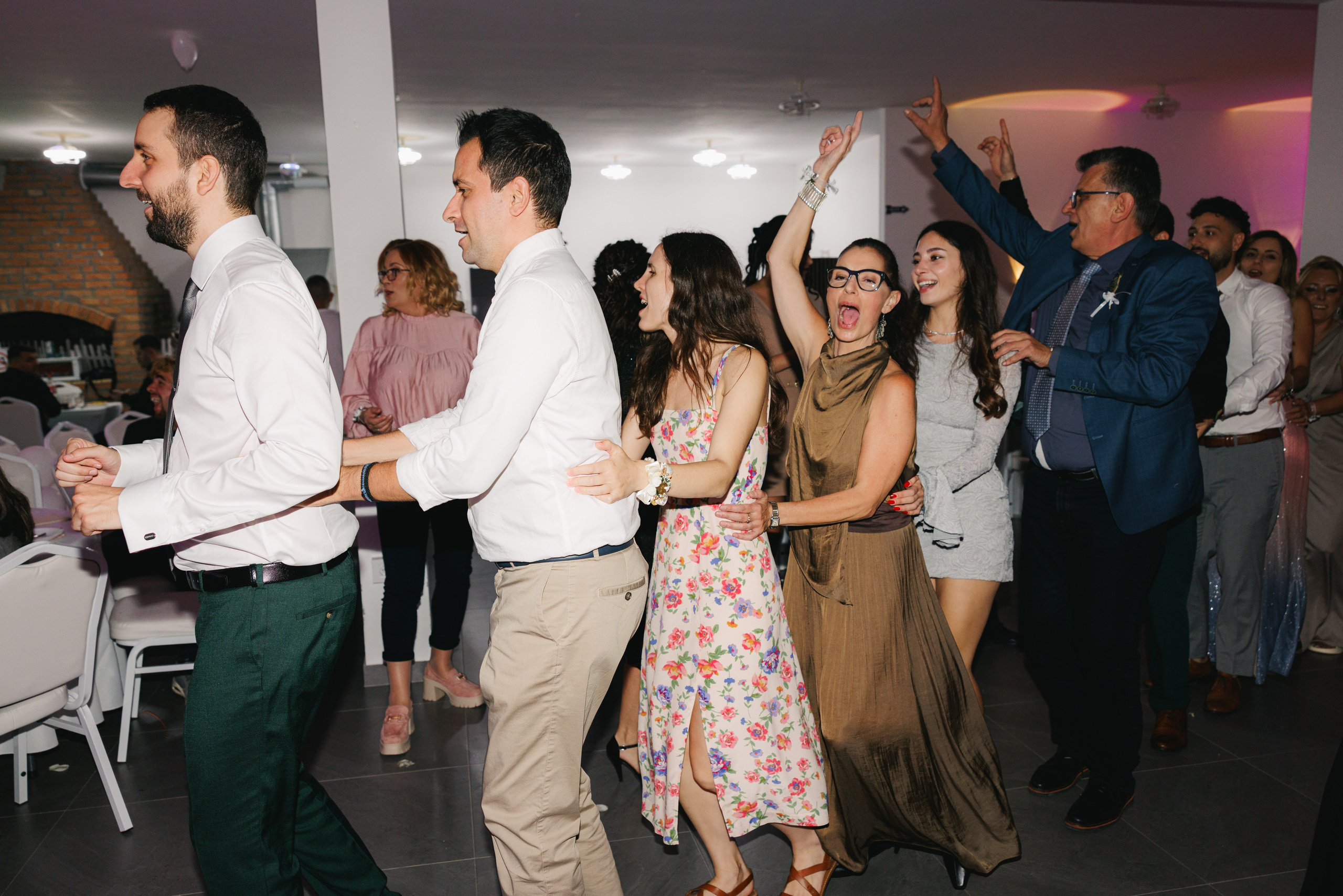 Tanja i Atanasios — Venčanje u hramu Svetog Save — Villa Avala S. Milan Lukovic professional wedding photographer