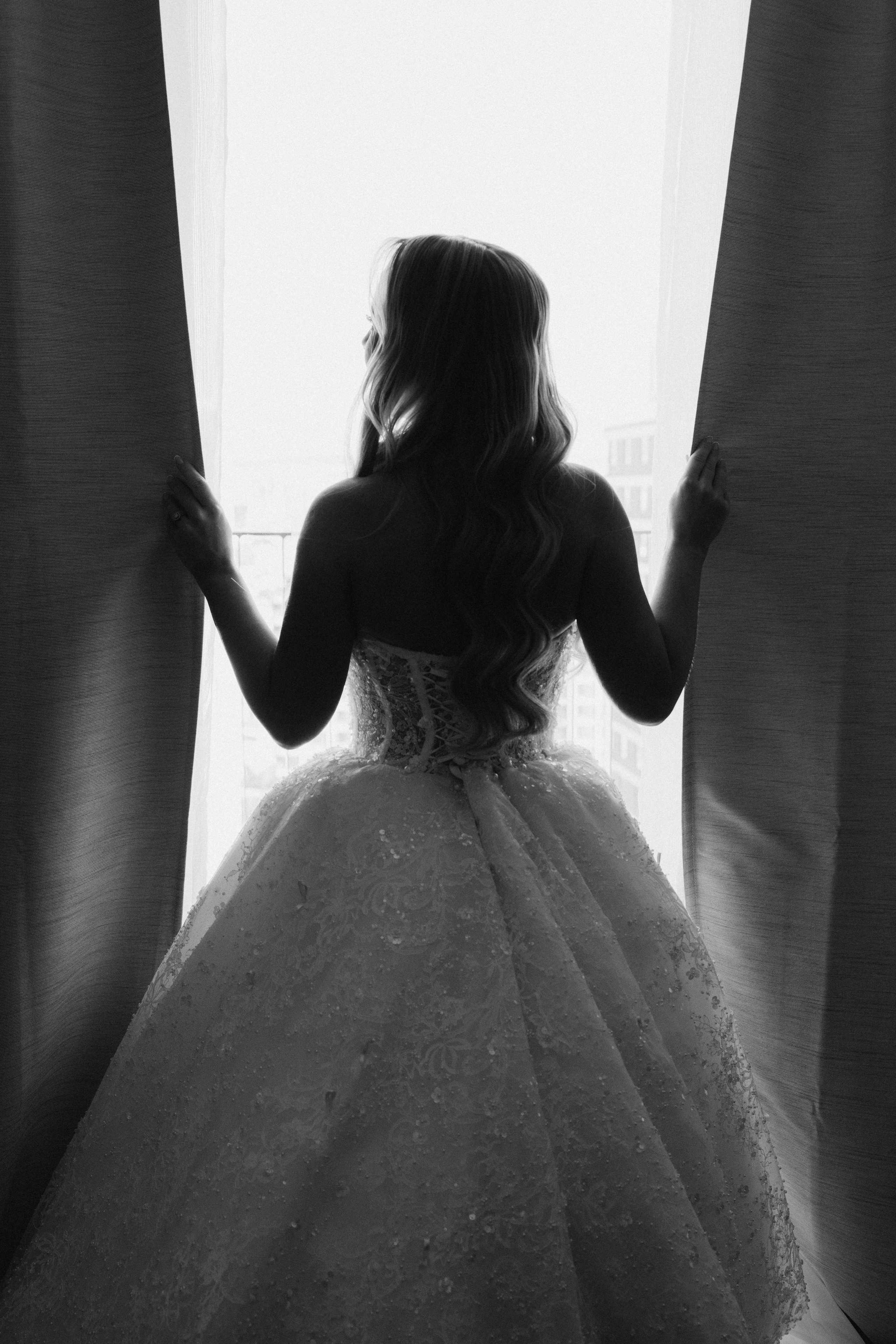Tanja i Atanasios — Venčanje u hramu Svetog Save — Villa Avala S. Milan Lukovic professional wedding photographer