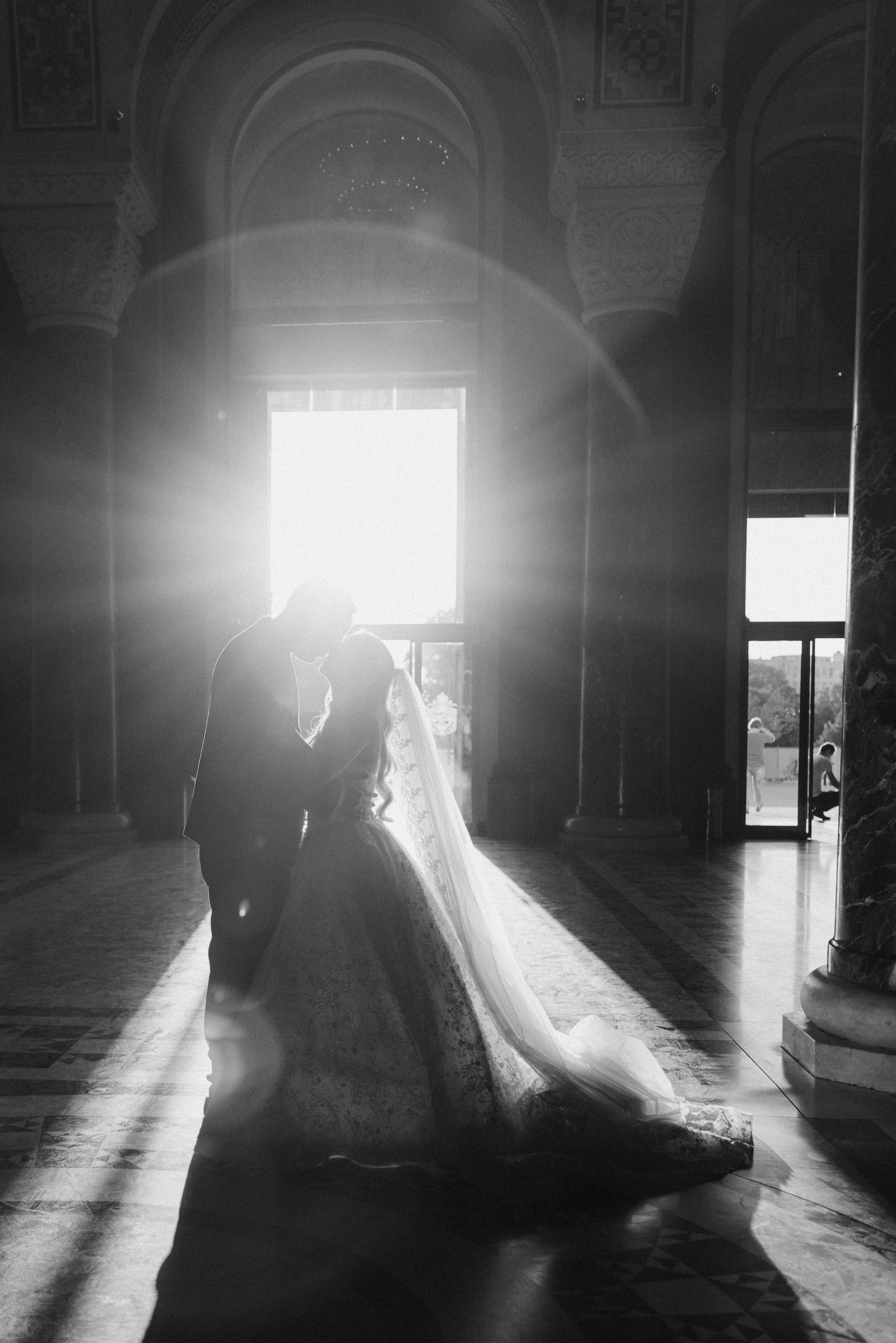 Tanja i Atanasios — Venčanje u hramu Svetog Save — Villa Avala S. Milan Lukovic professional wedding photographer