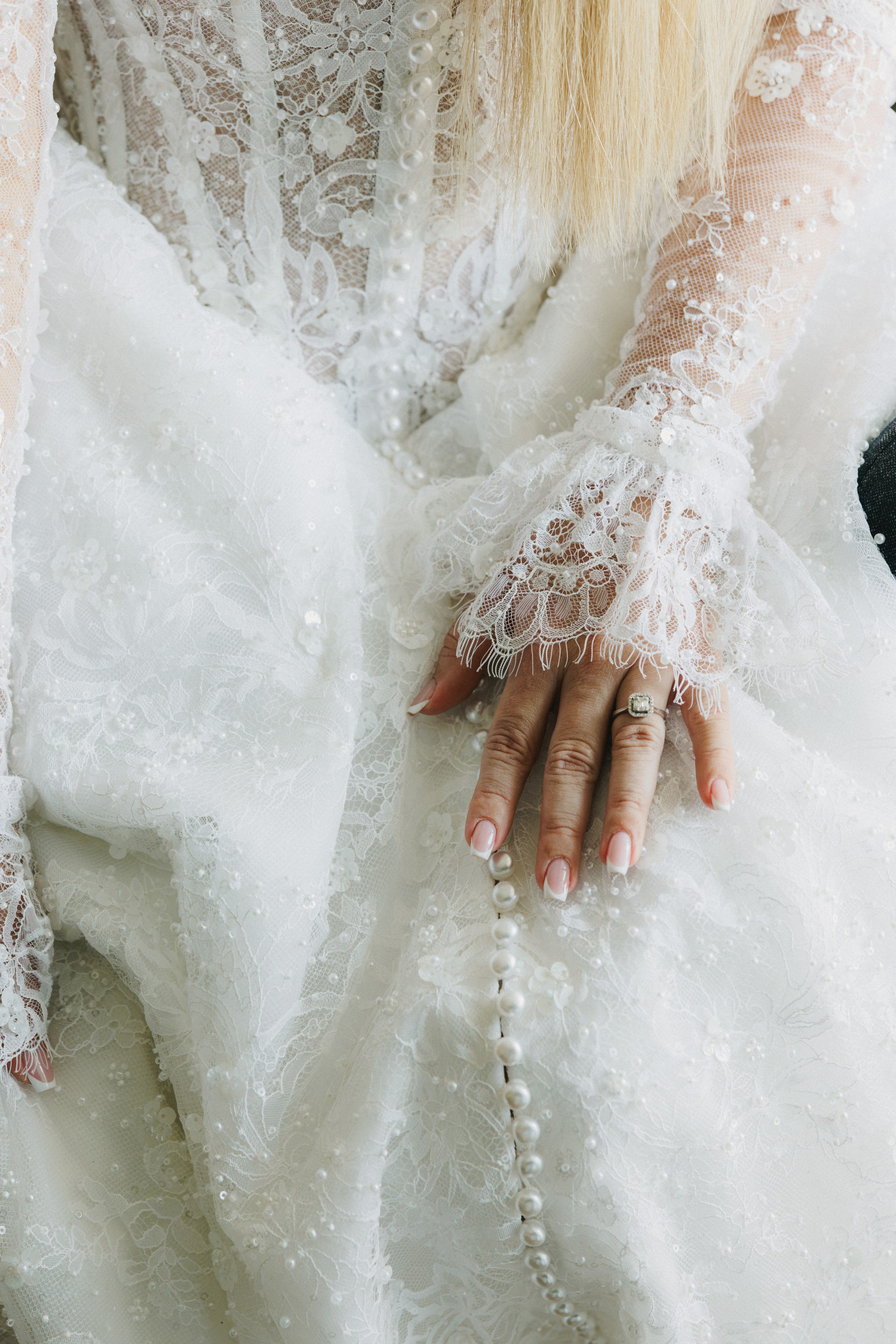Tanja i Atanasios — Venčanje u hramu Svetog Save — Villa Avala S. Milan Lukovic professional wedding photographer