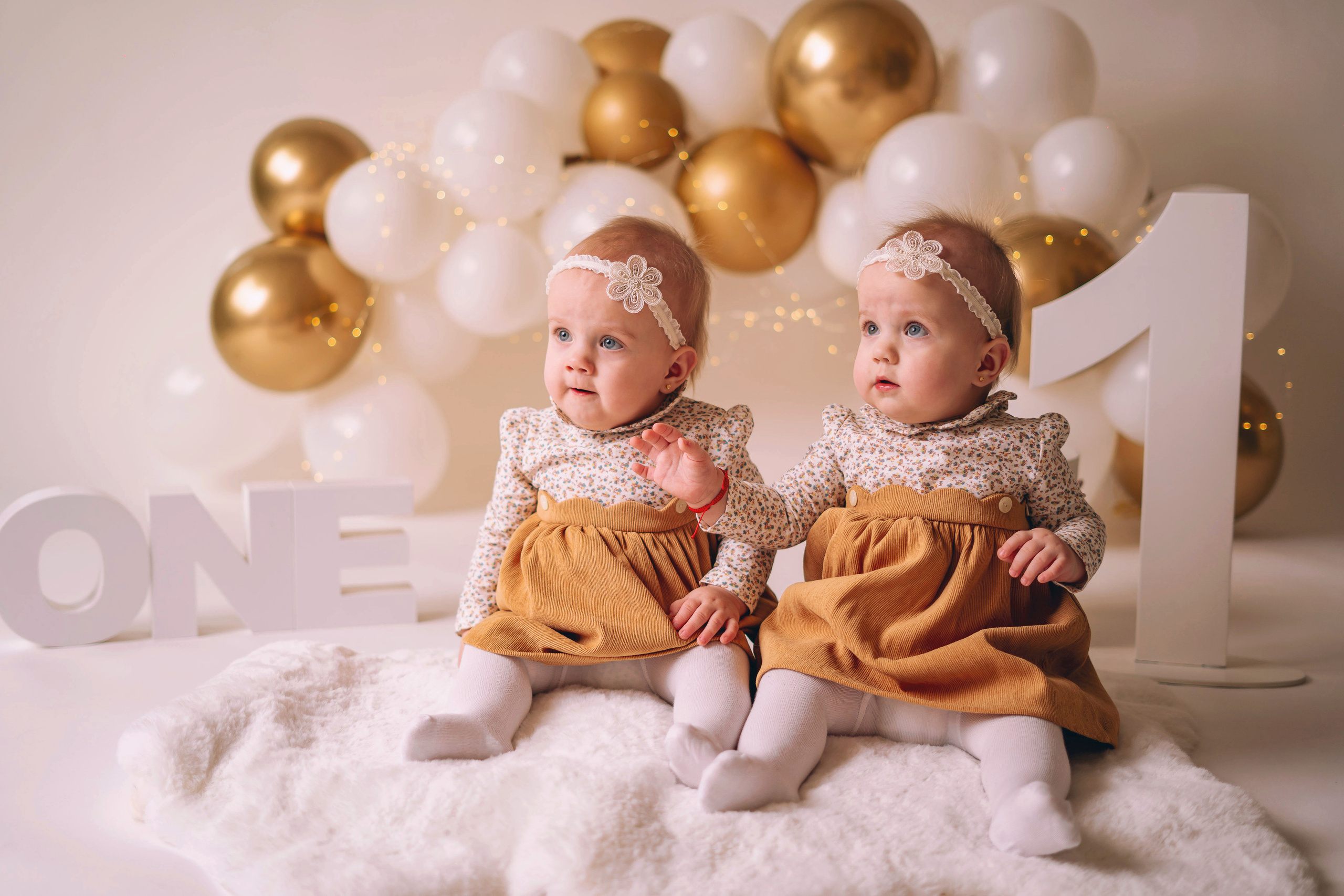 Emanuela și Evelina