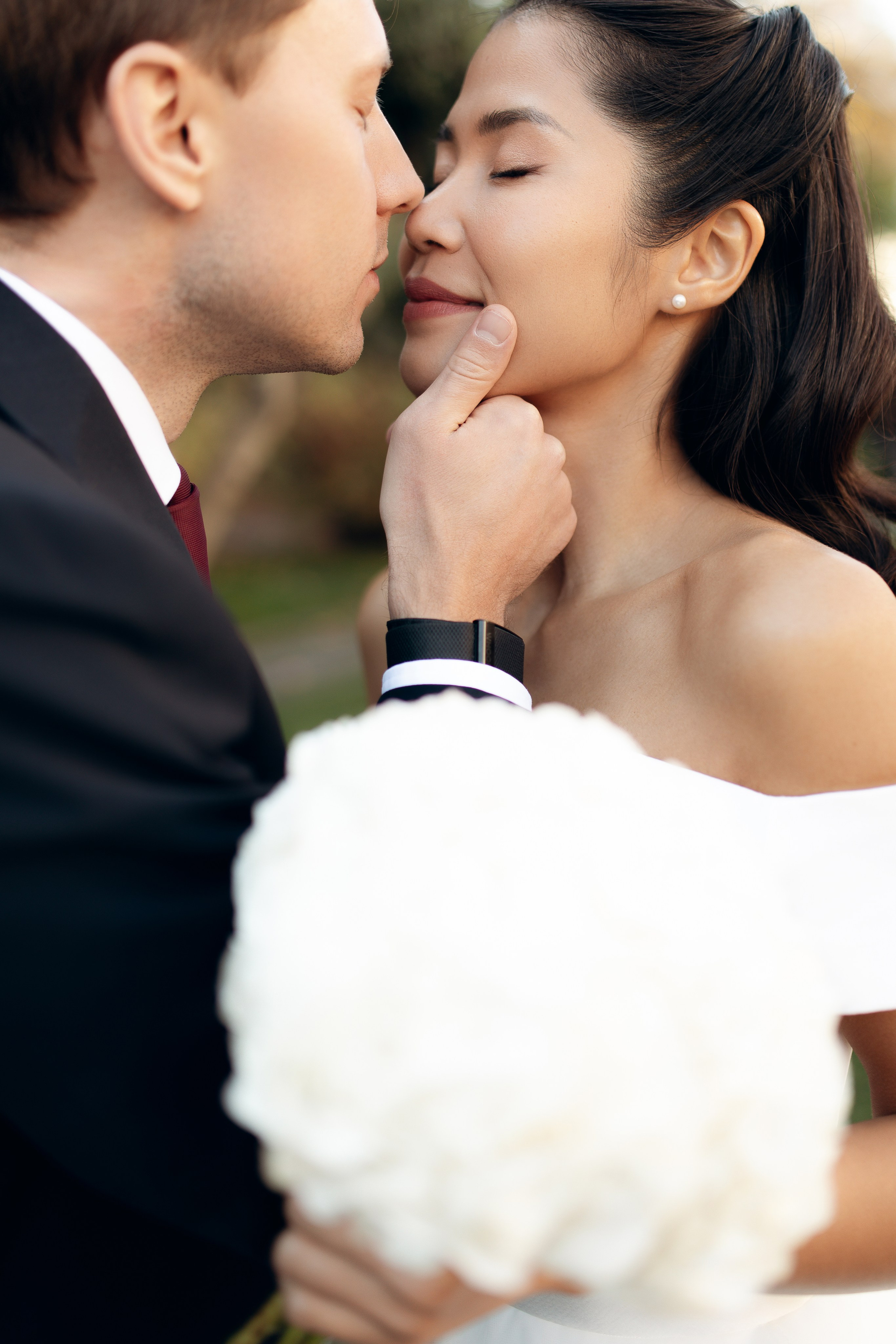 Yuri & Sara. Wedding photographer in Georgia