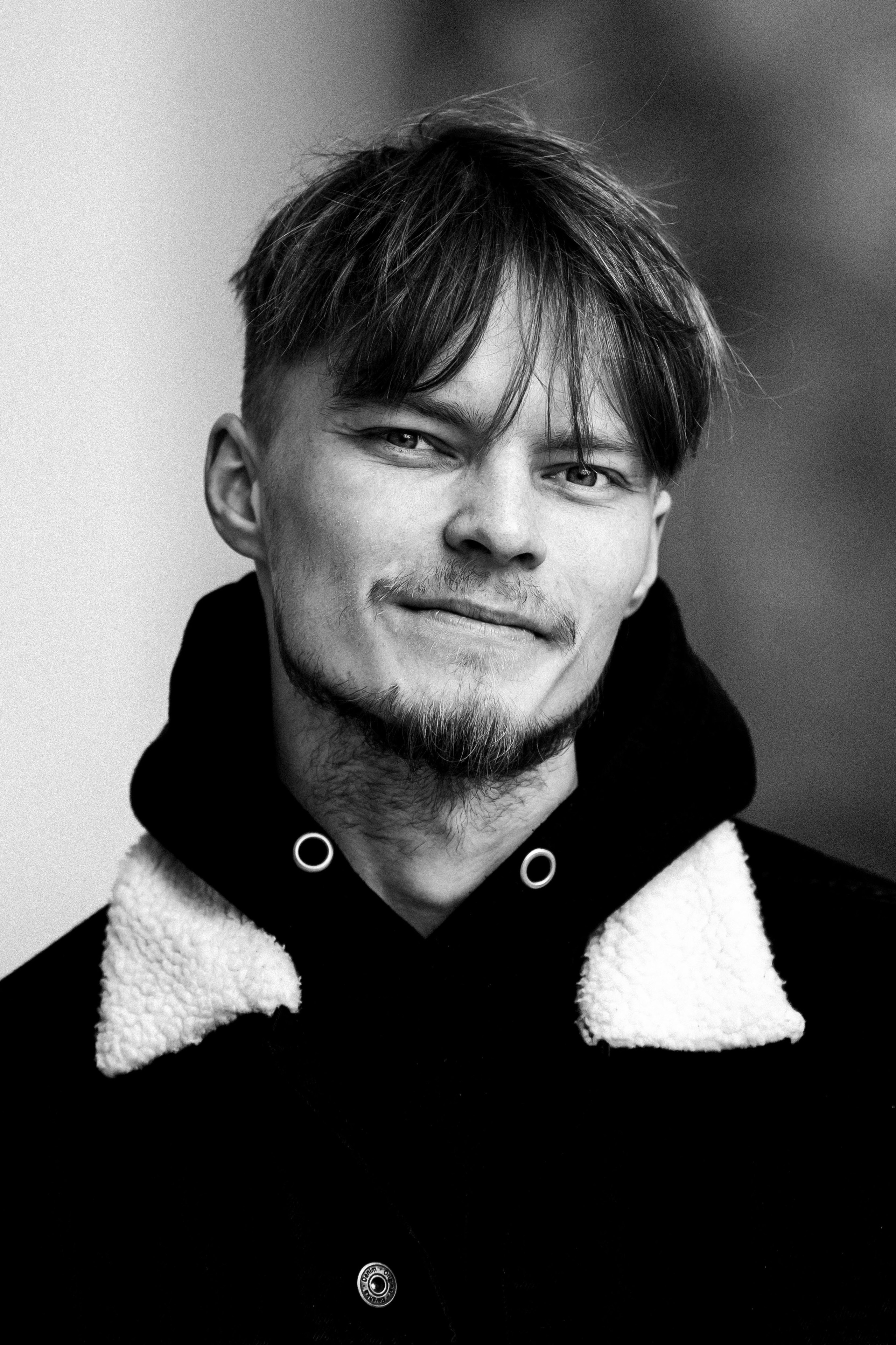 Almaidas. JEVGENIJ BALEZIN | Portretų fotografas | Vilnius