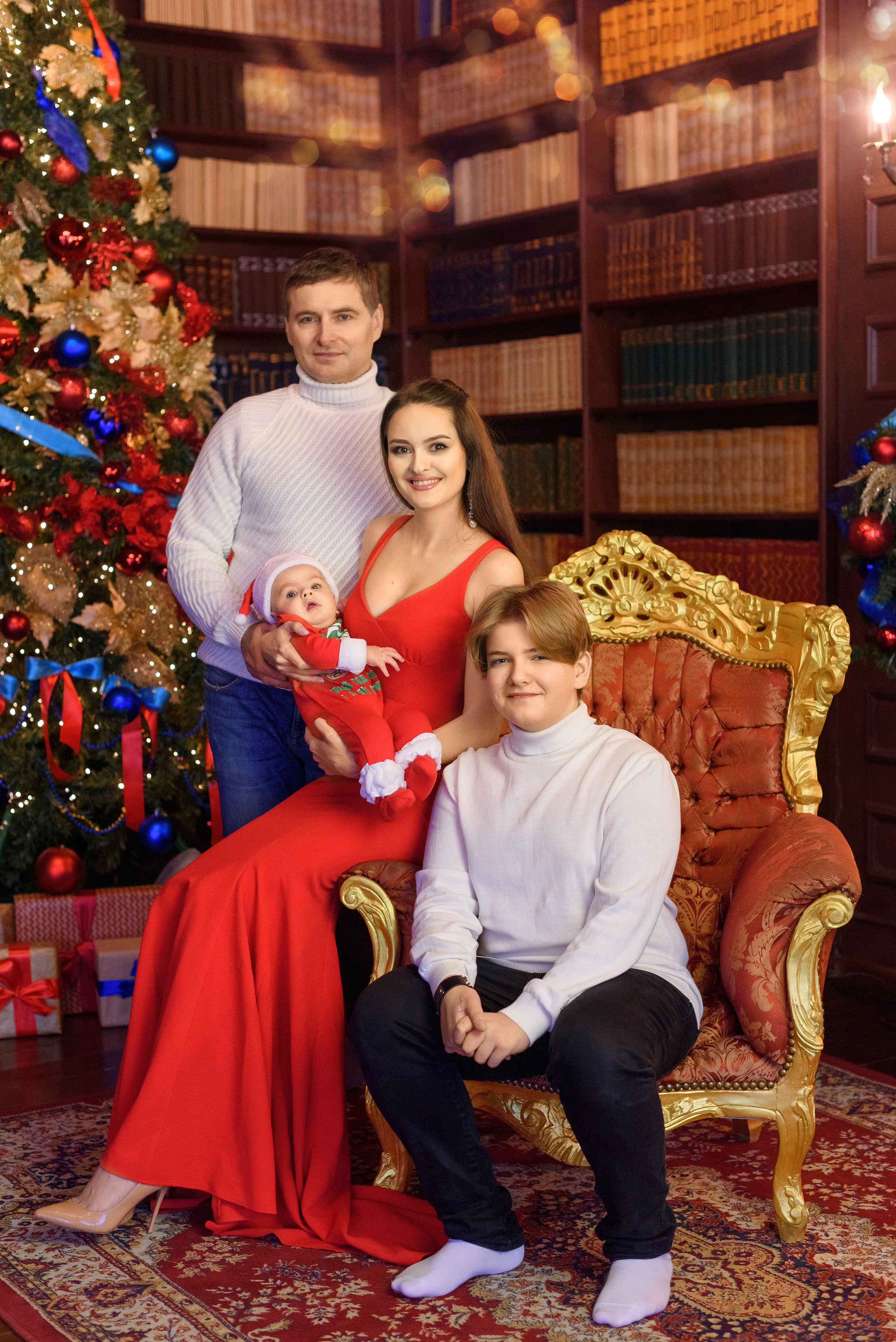 Новогодняя семейная съёмка. Семейный фотограф и фотограф новорожденных в Вильнюсе Ирина Беленкевич