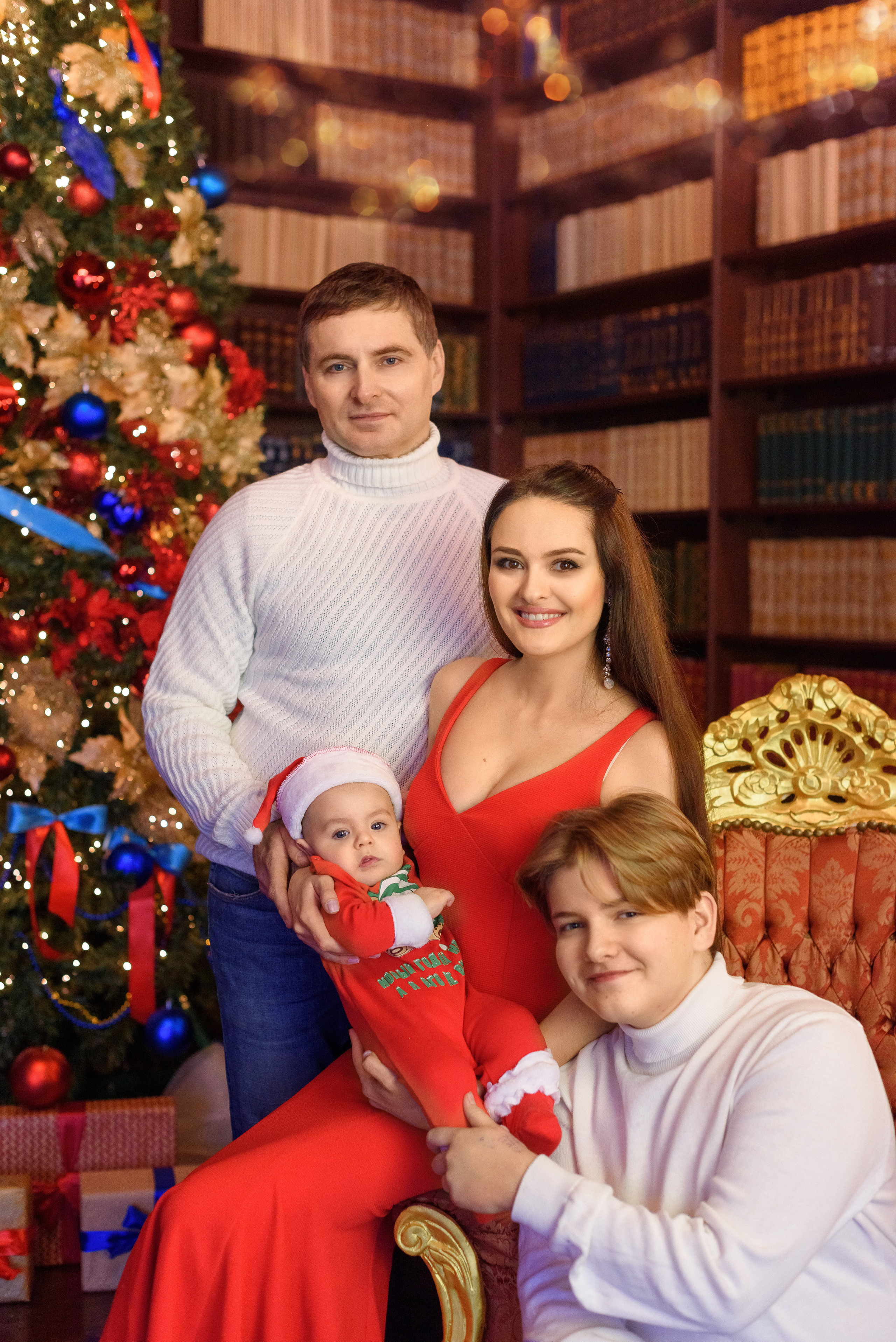 Новогодняя семейная съёмка. Семейный фотограф и фотограф новорожденных в Вильнюсе Ирина Беленкевич