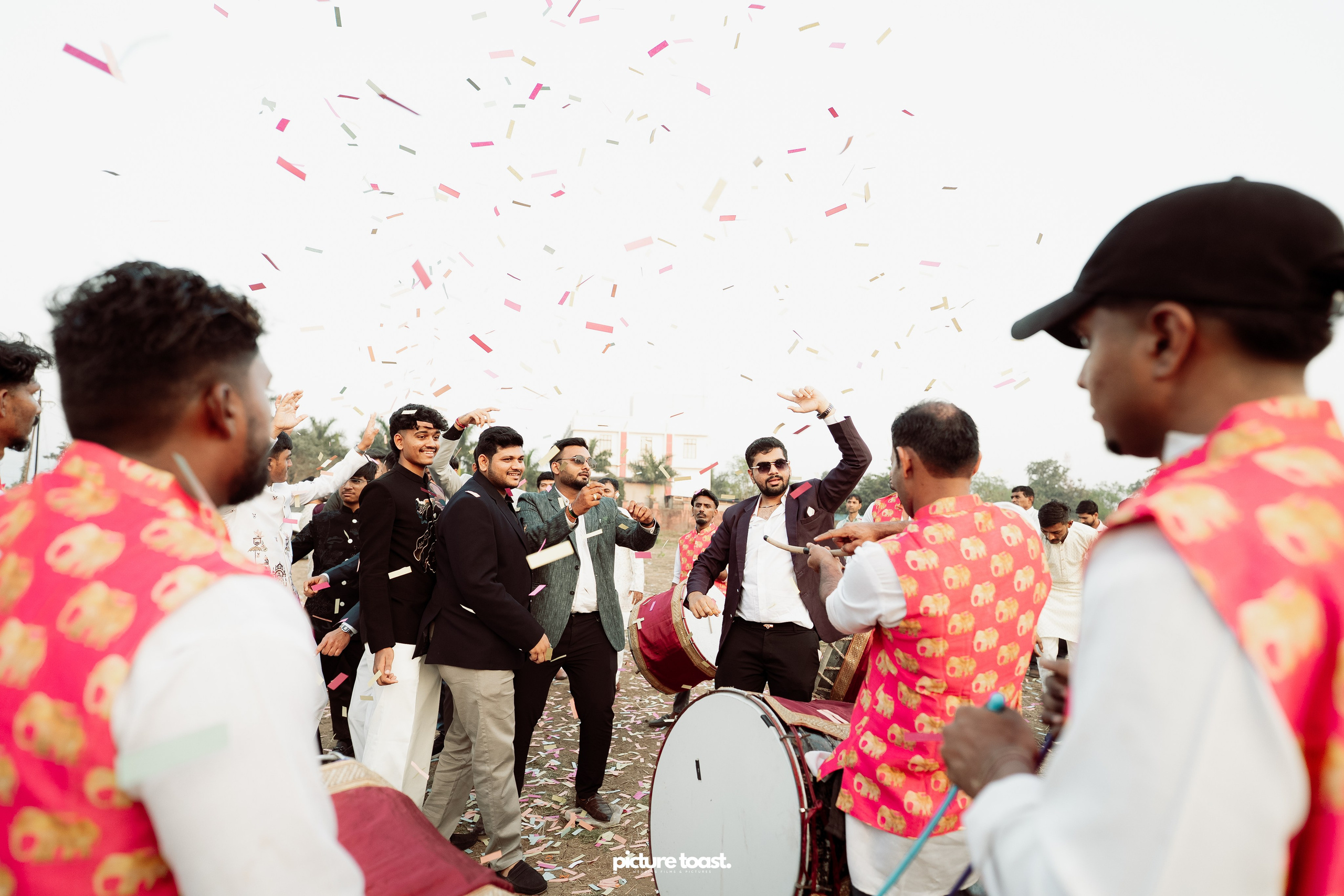 Gujarathi Wedding! Ft. Sahil & Thanima. Fine art Wedding Photographers in India & Canada