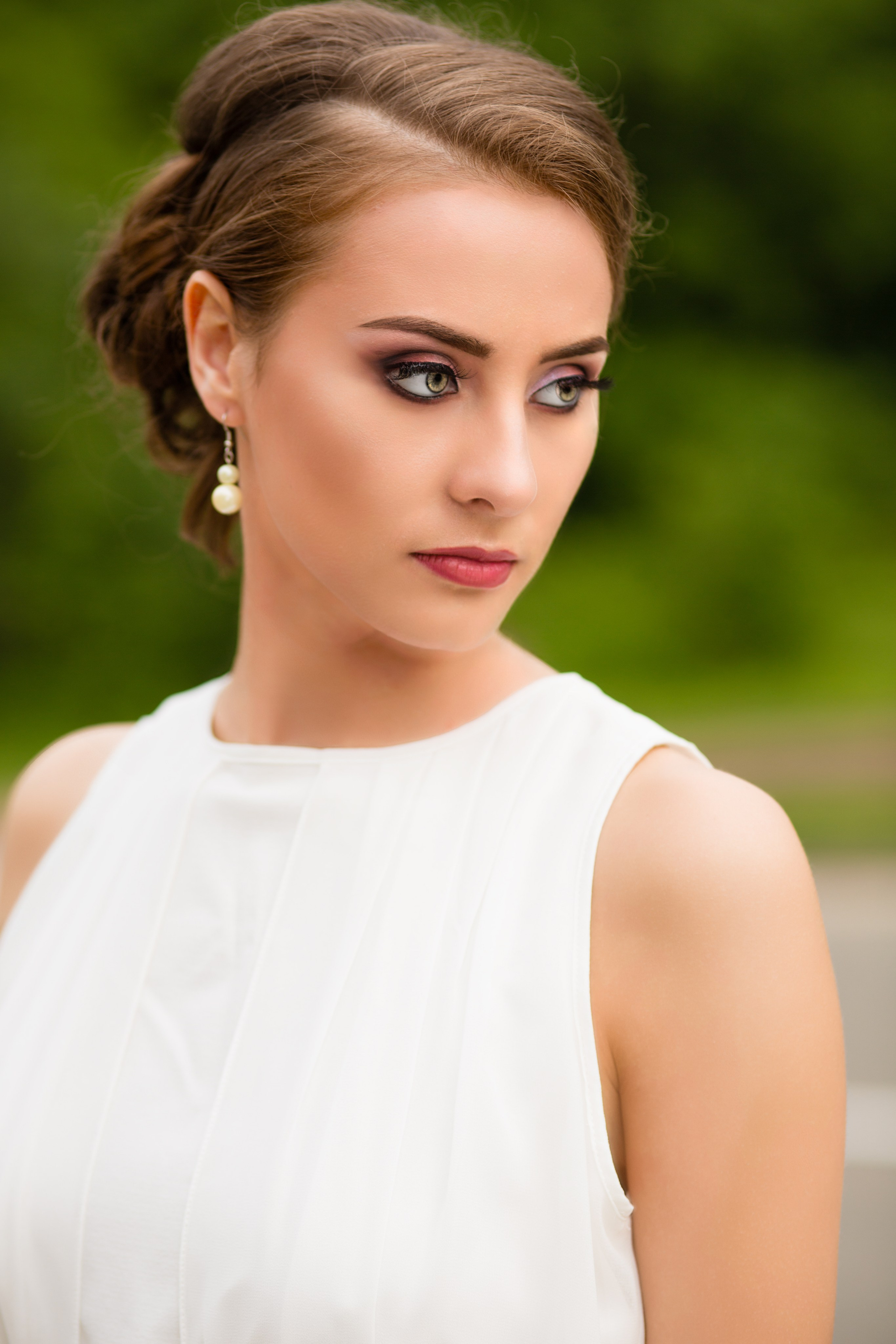 Portrete diverse — 3. Pagina principală