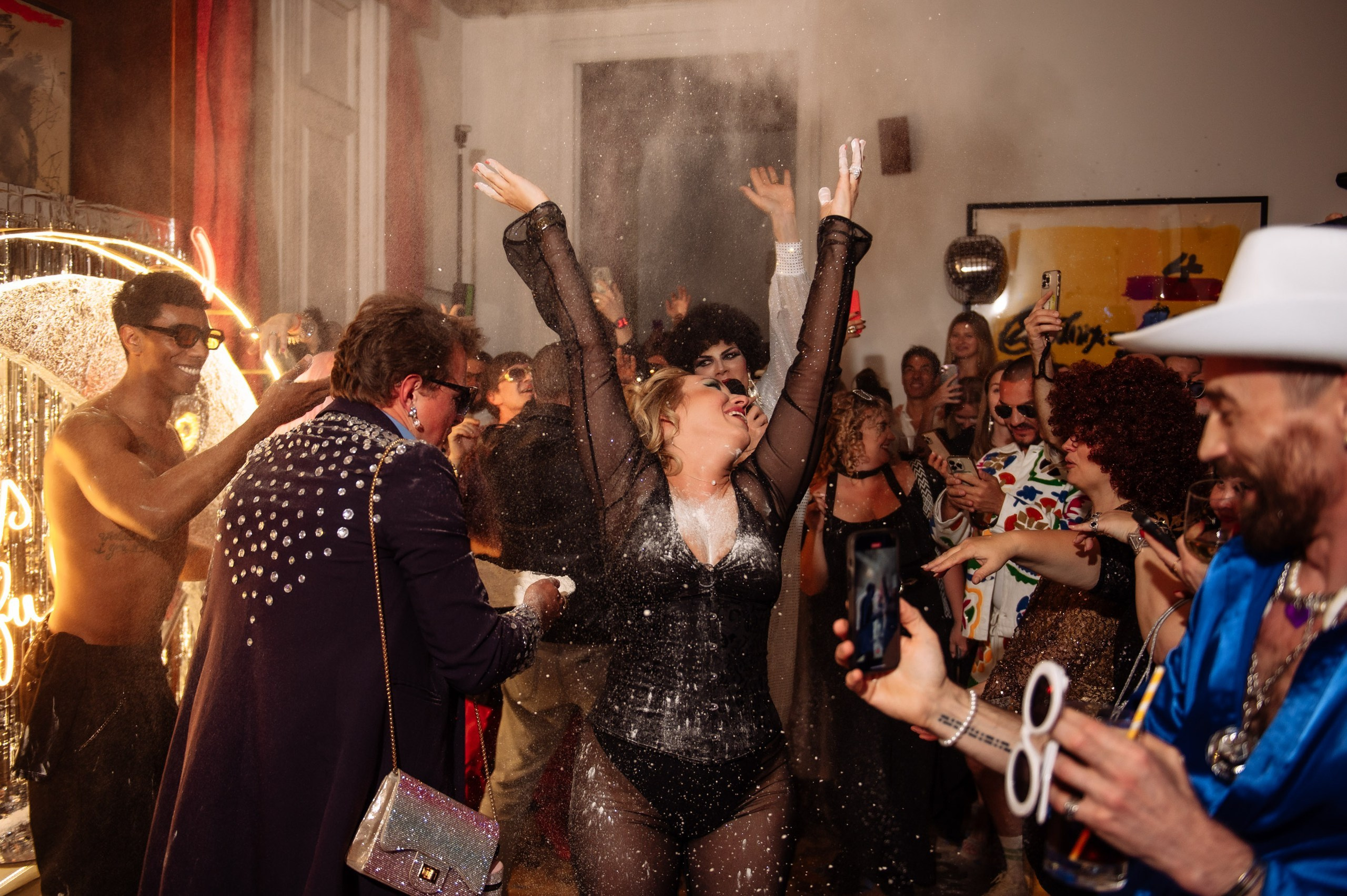 Show en estilo Studio 54 — fotografía de evento temático. Фотограф Екатерина Гасанова — фотосессии в Барселоне