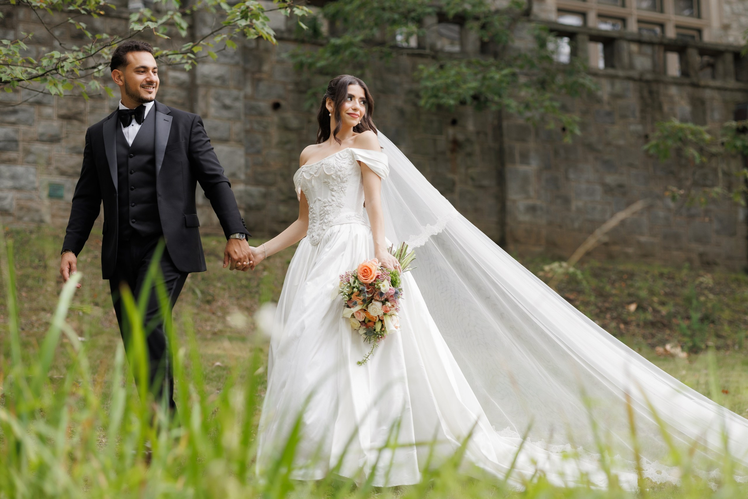 Jewel and Geovany. Wedding Photo & Video