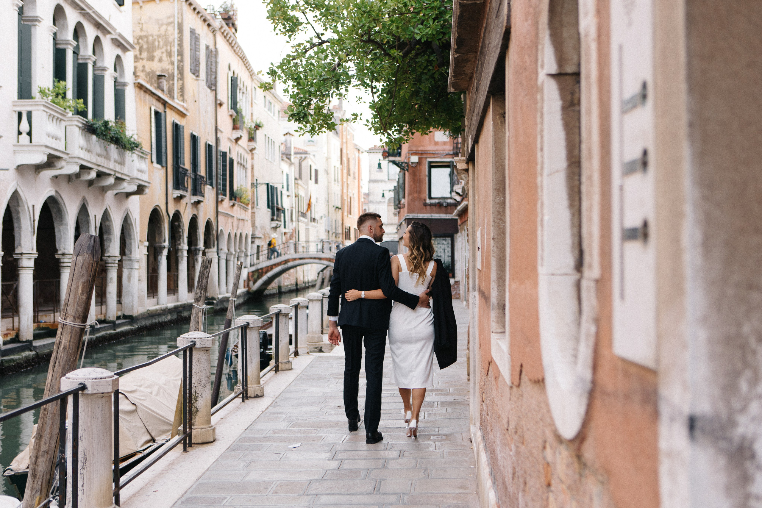 Love story in night Venice