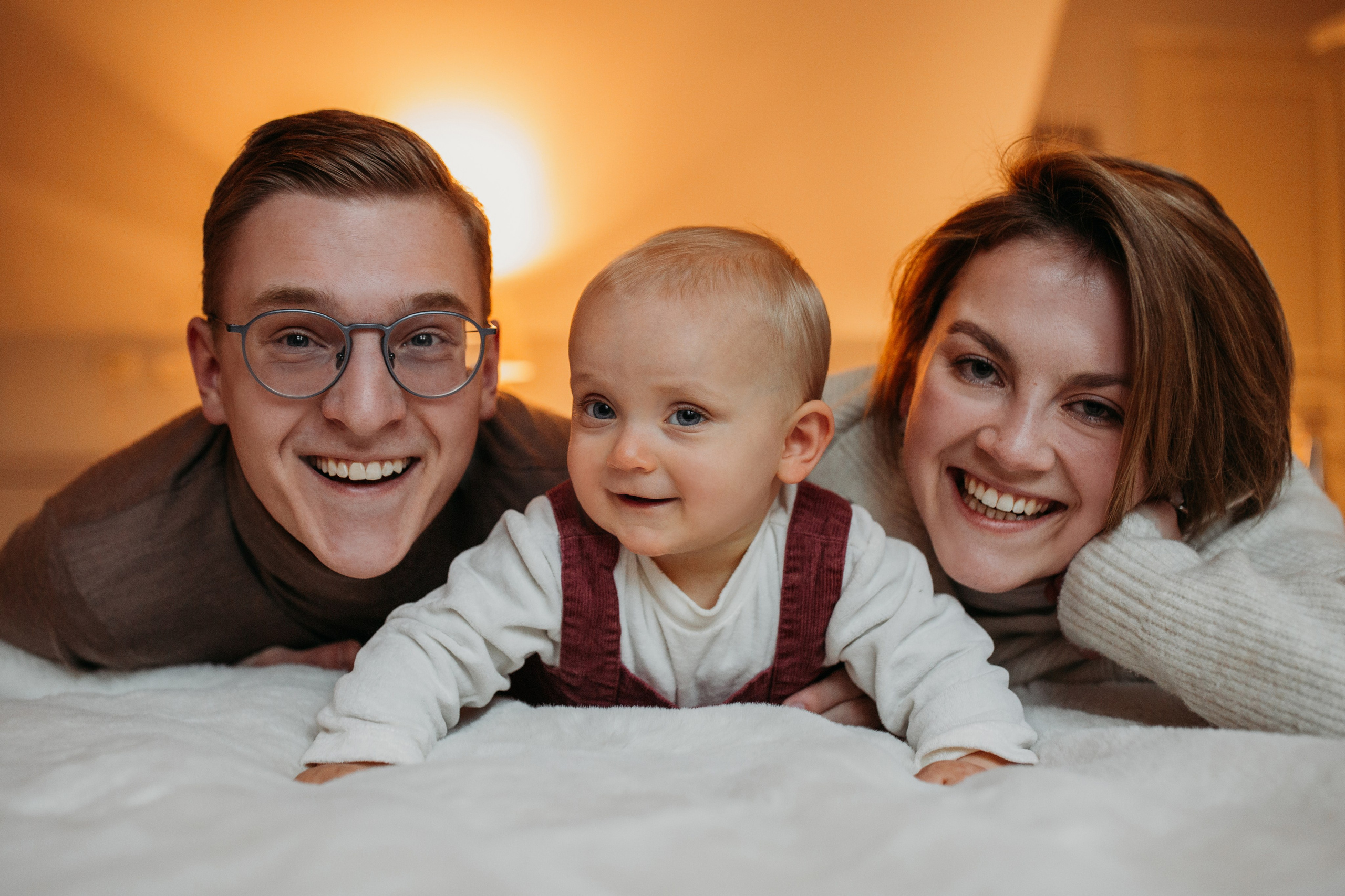 Cozy home family shooting. Photographer Rouen, France