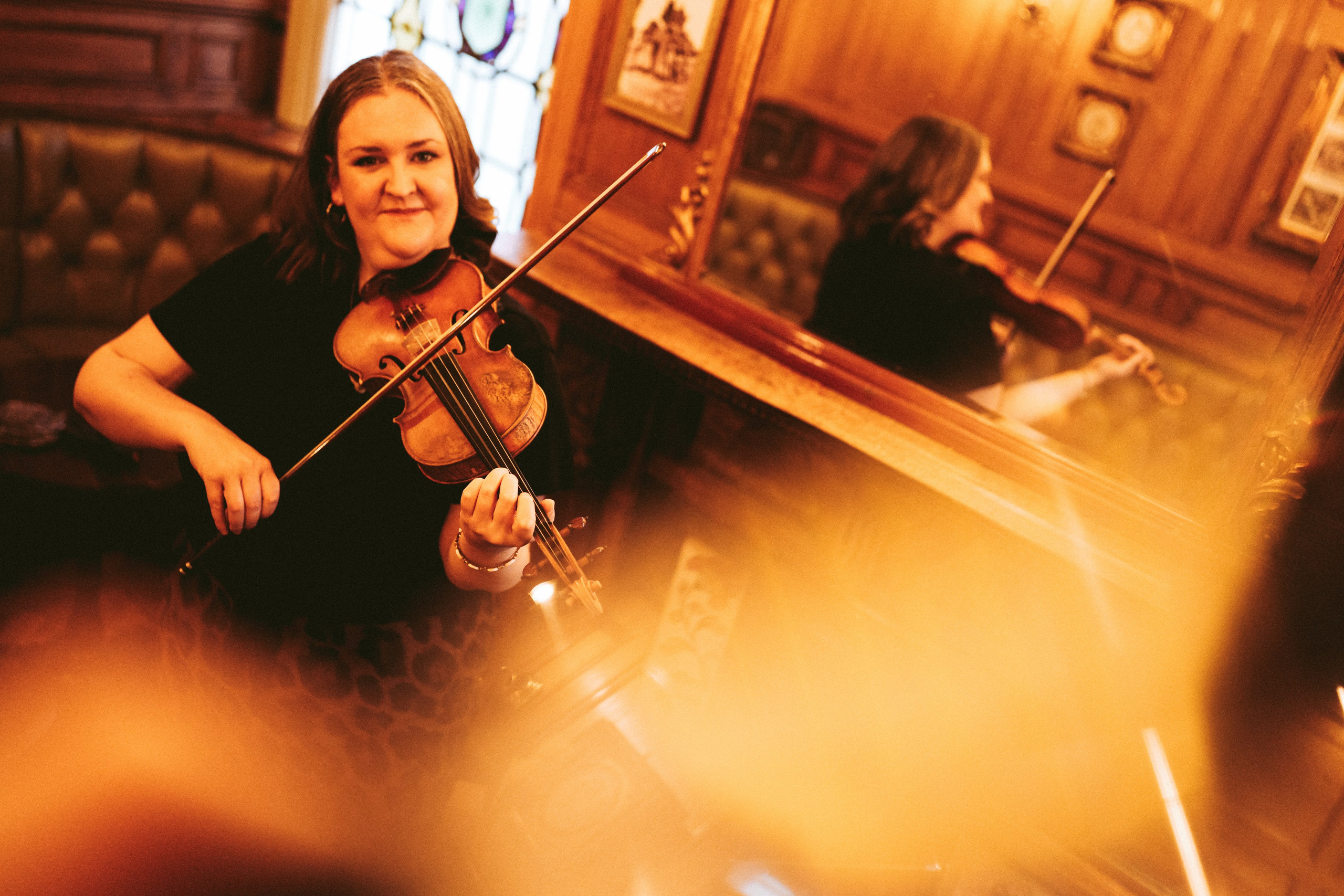 Playing music girl photographer 