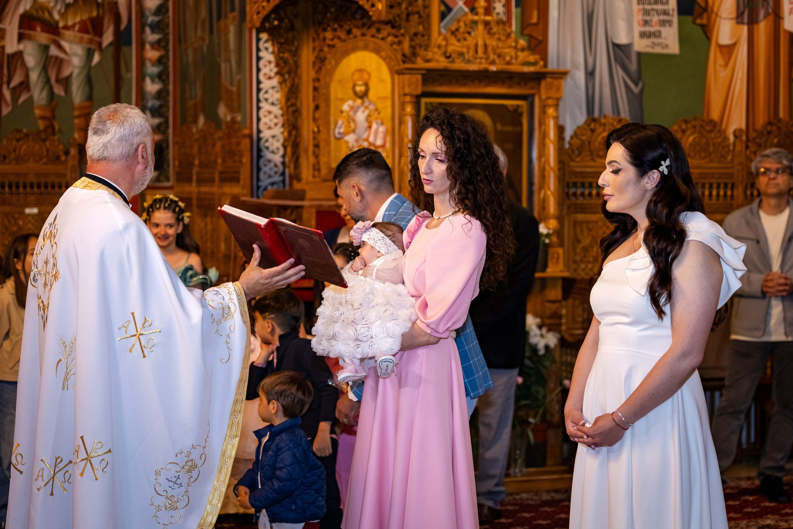 Iris Stefania. Moments By Gub