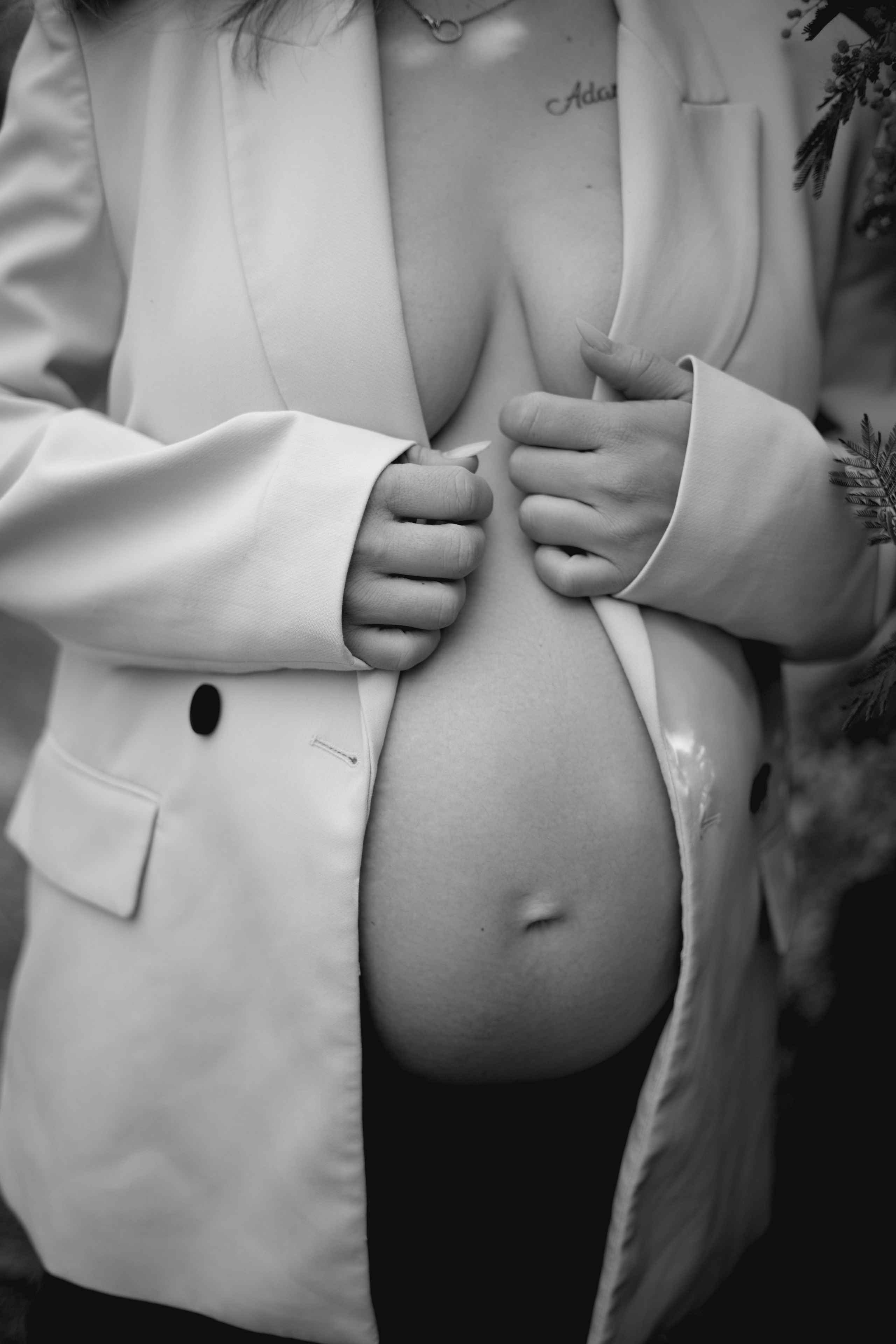 Maternité Elena. Photographe en Côte d’Azur