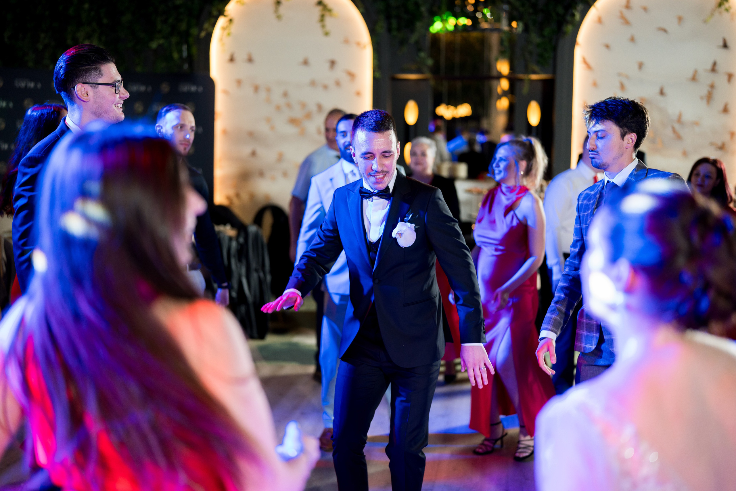 PARTY. Gabriel Florea — Fotograf nuntă București