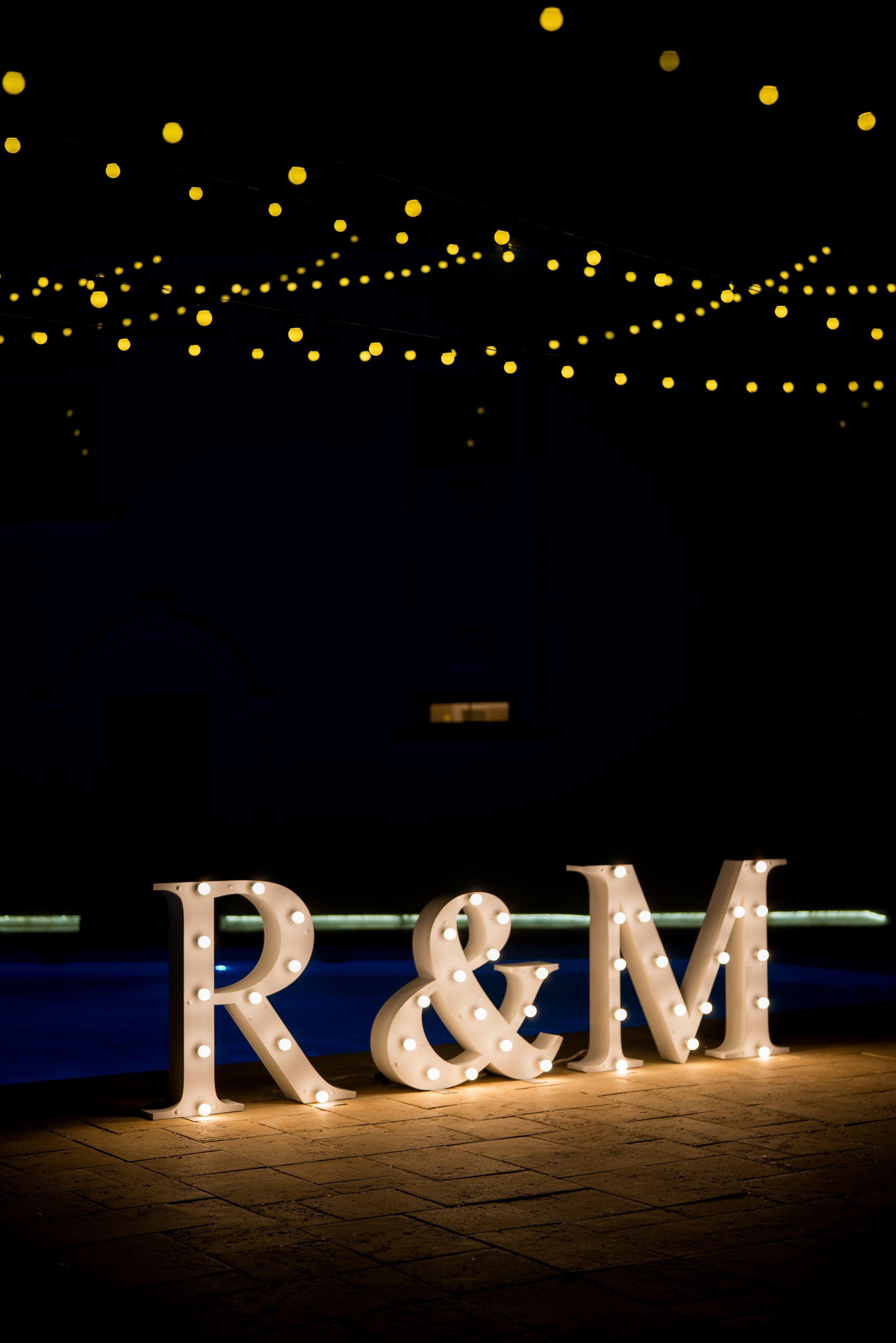 PARTY. Gabriel Florea — Fotograf nuntă București