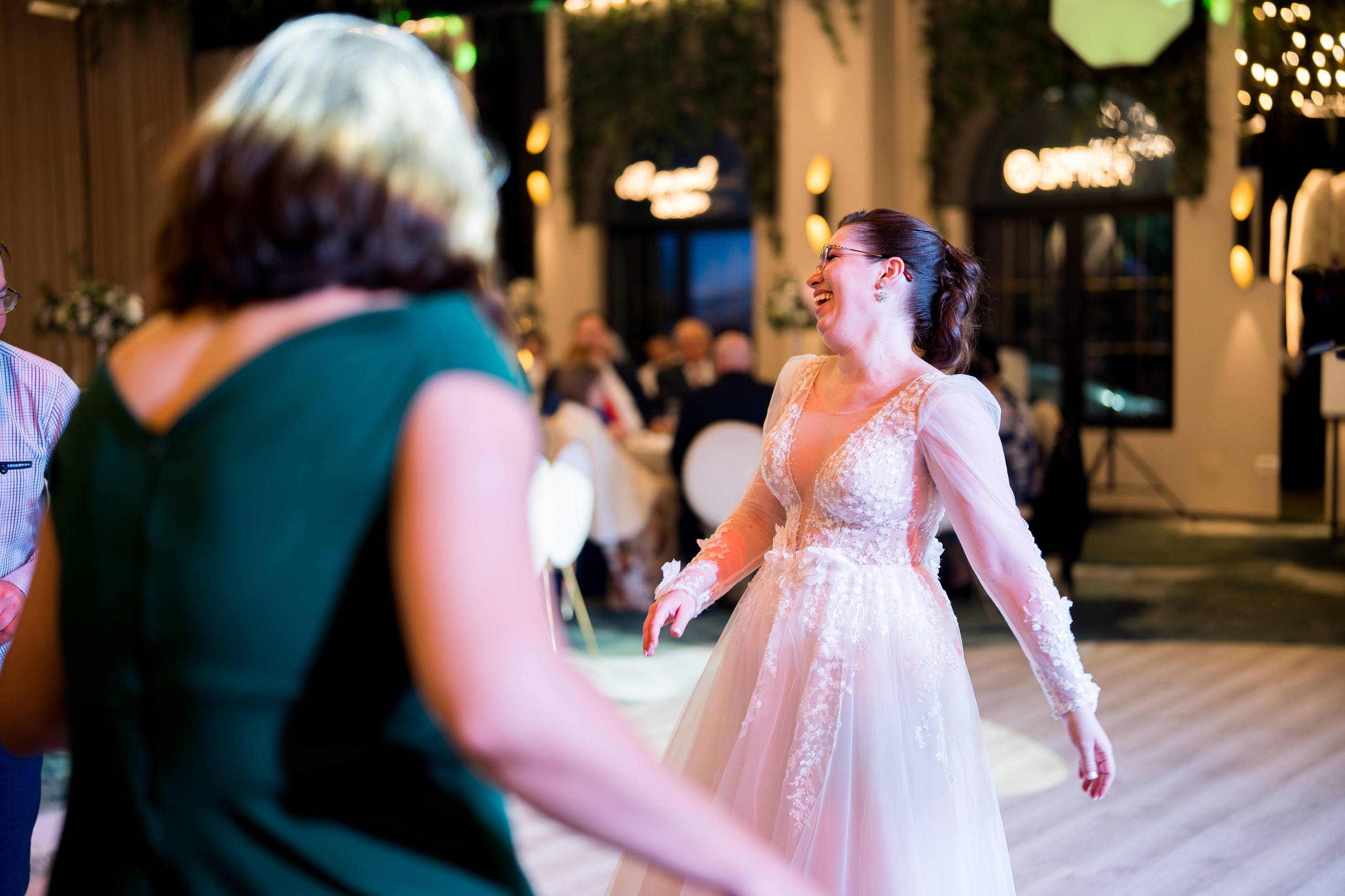 PARTY. Gabriel Florea — Fotograf nuntă București