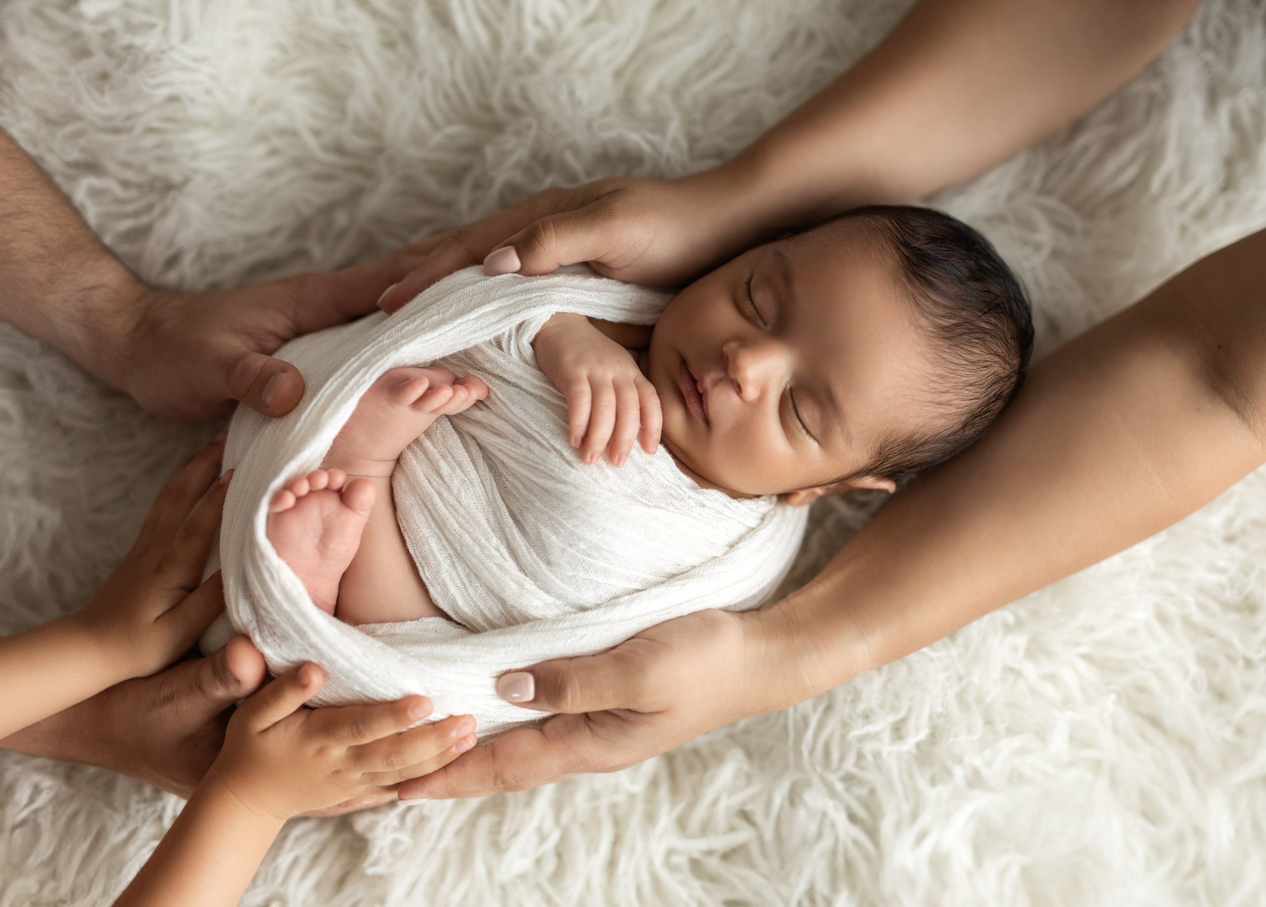 Newborn Natural. Newborn, kids, family photographer based near Zurich, Switzerland