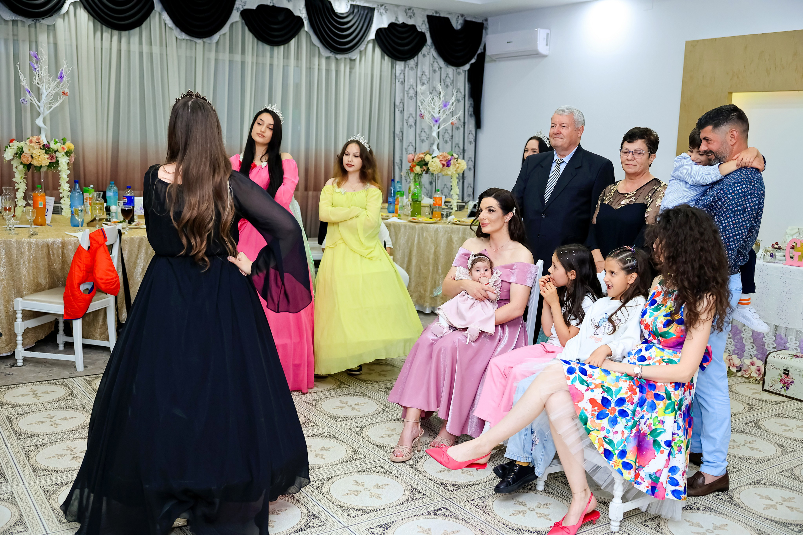 Iris Stefania. Moments By Gub