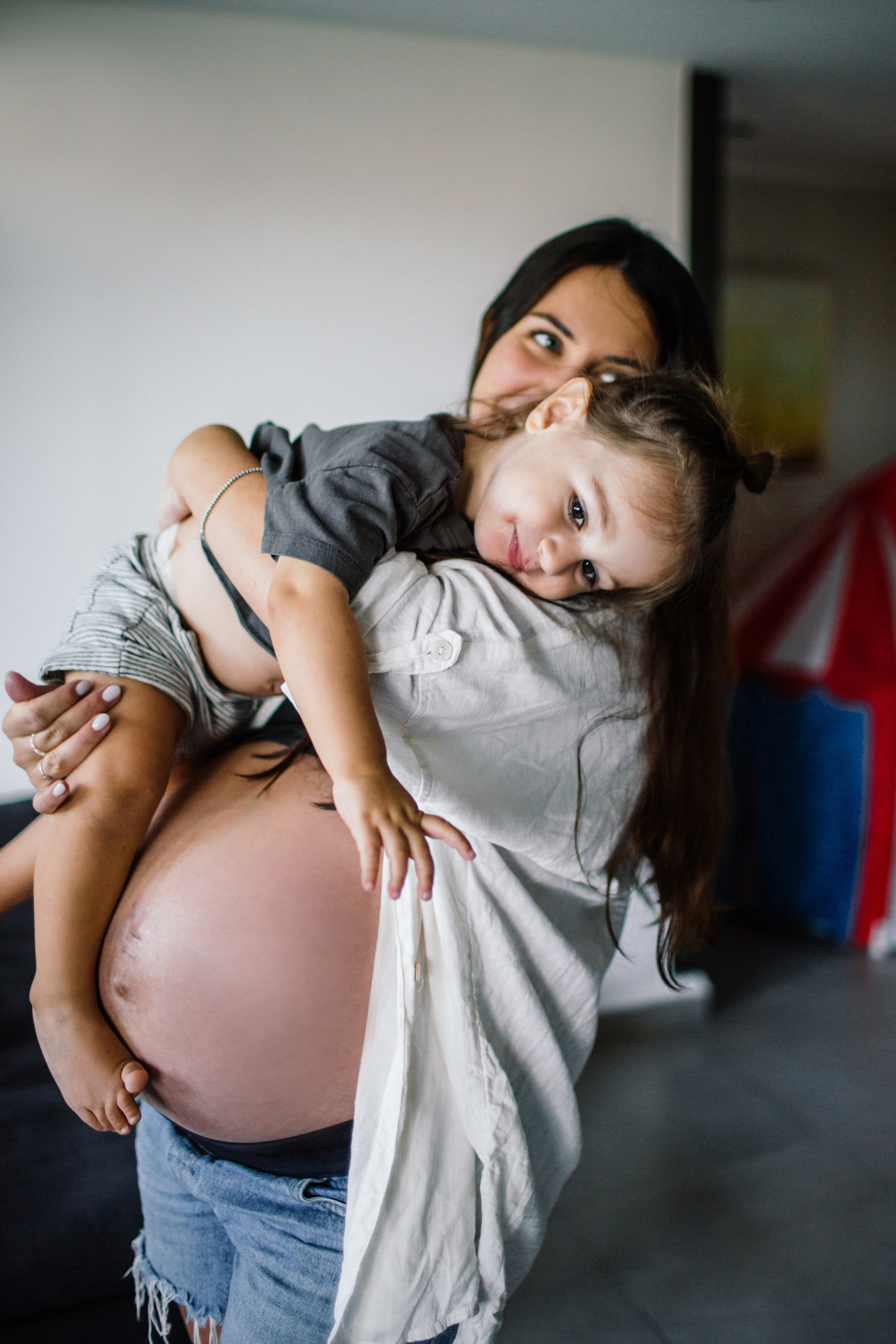 Home story. Family photographer in Israel
