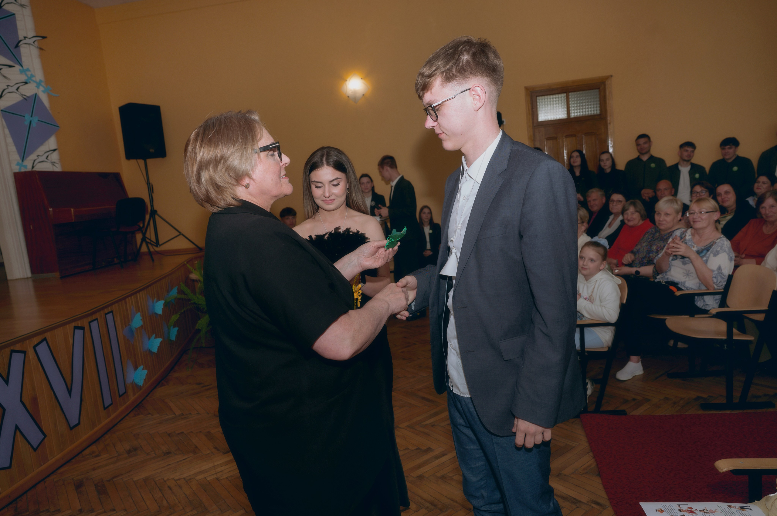 Paskutinis skambutis Joniškėlyje. Vestuvių fotografė Santa Jonuškė | Šiaulių apskritis, Panevėžio apskritis ir visa Lietuva