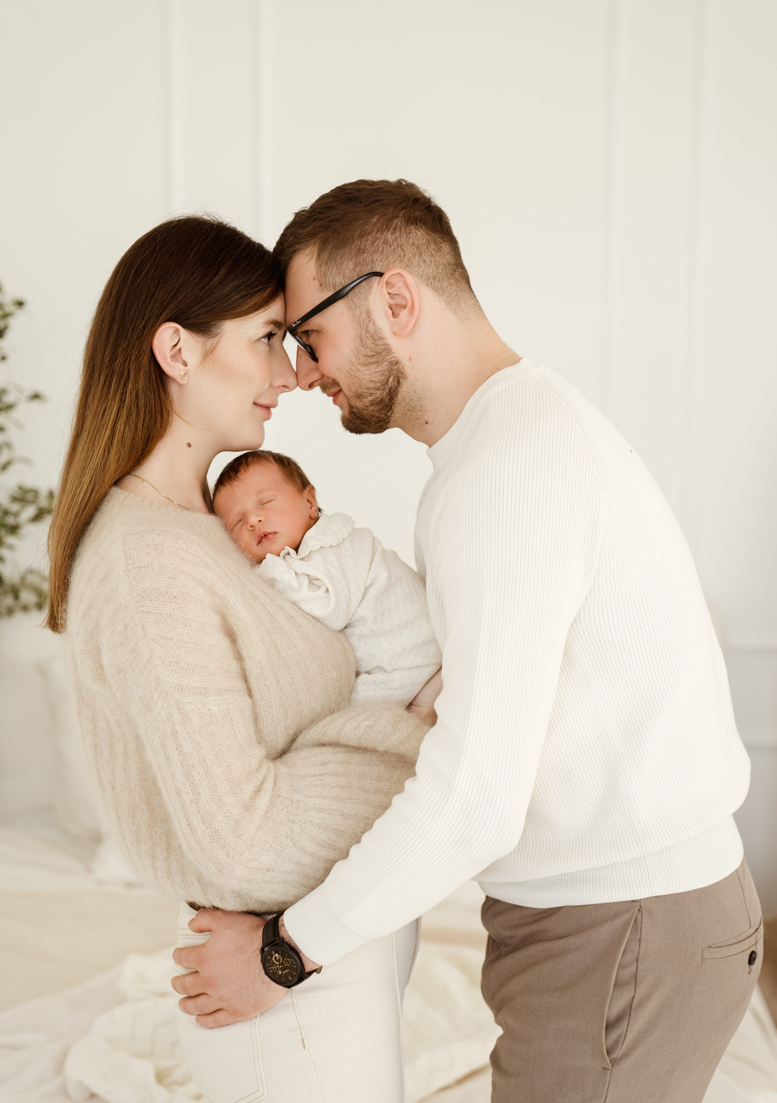 Fotografia Noworodkowa Łódź - Piękne Zdjęcia Noworodków. Fotograf Łódź - sesja ciążowa, noworodkowa, dziecięca. Studio w Łodzi