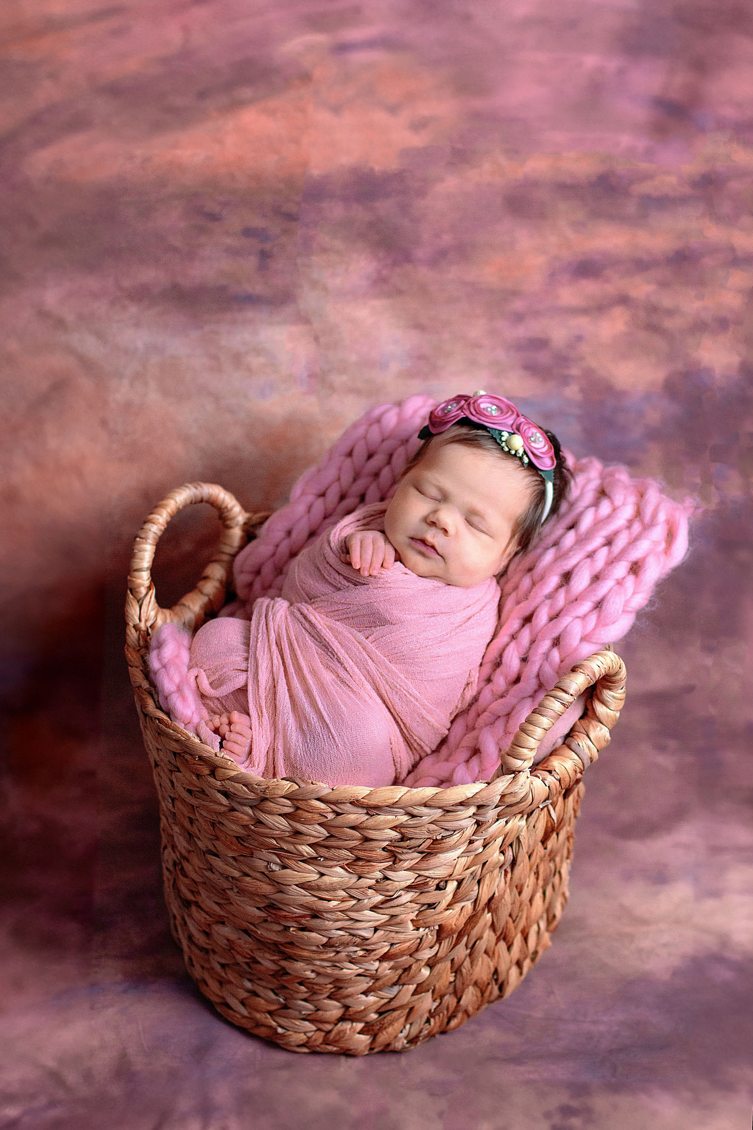Newborn классическая. Детский и семейный фотограф в г. Бельцы