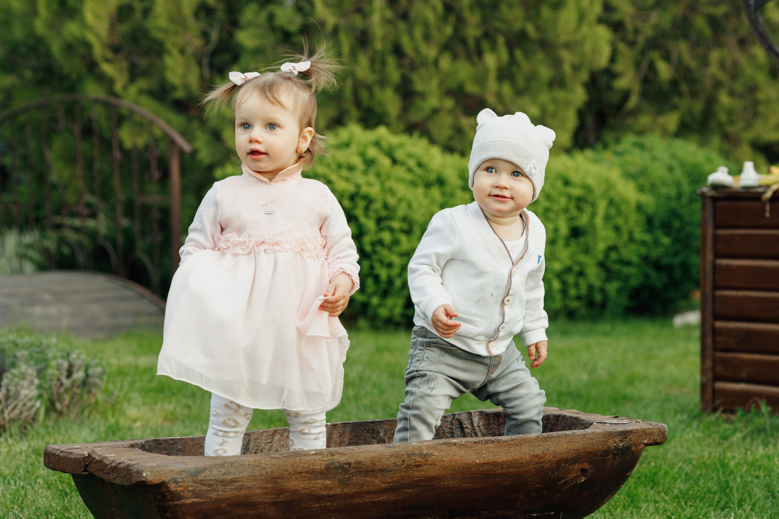 Familia Anton. Fotograful evenimentului tău