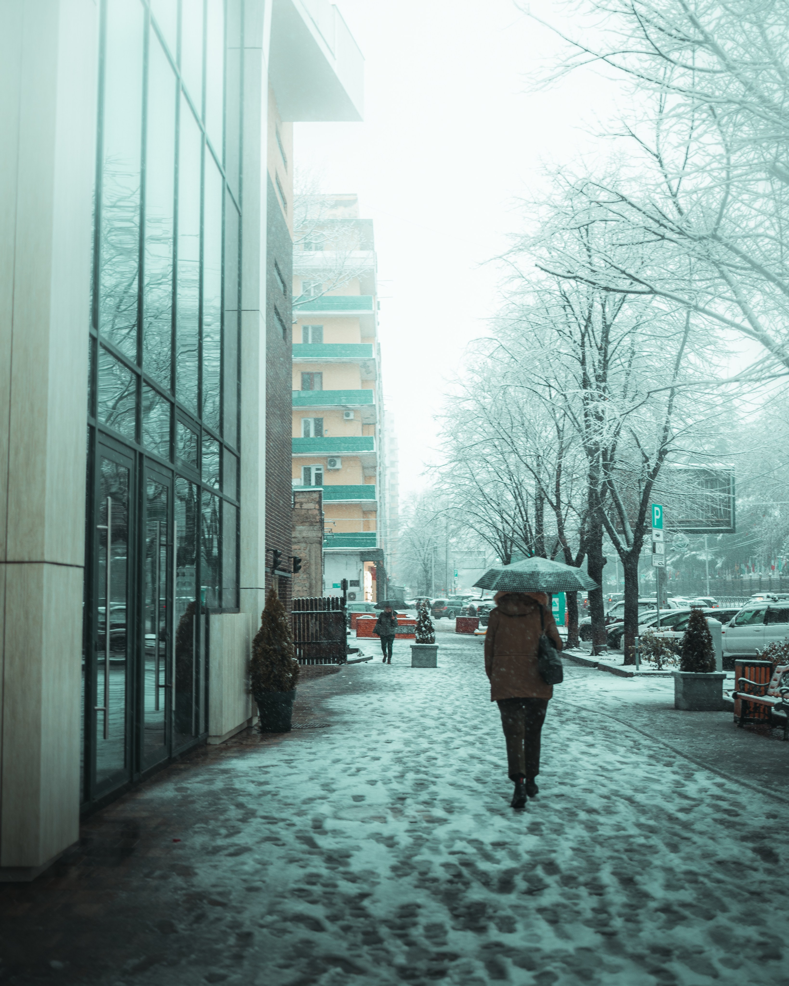 T B I L I S I. Bspander