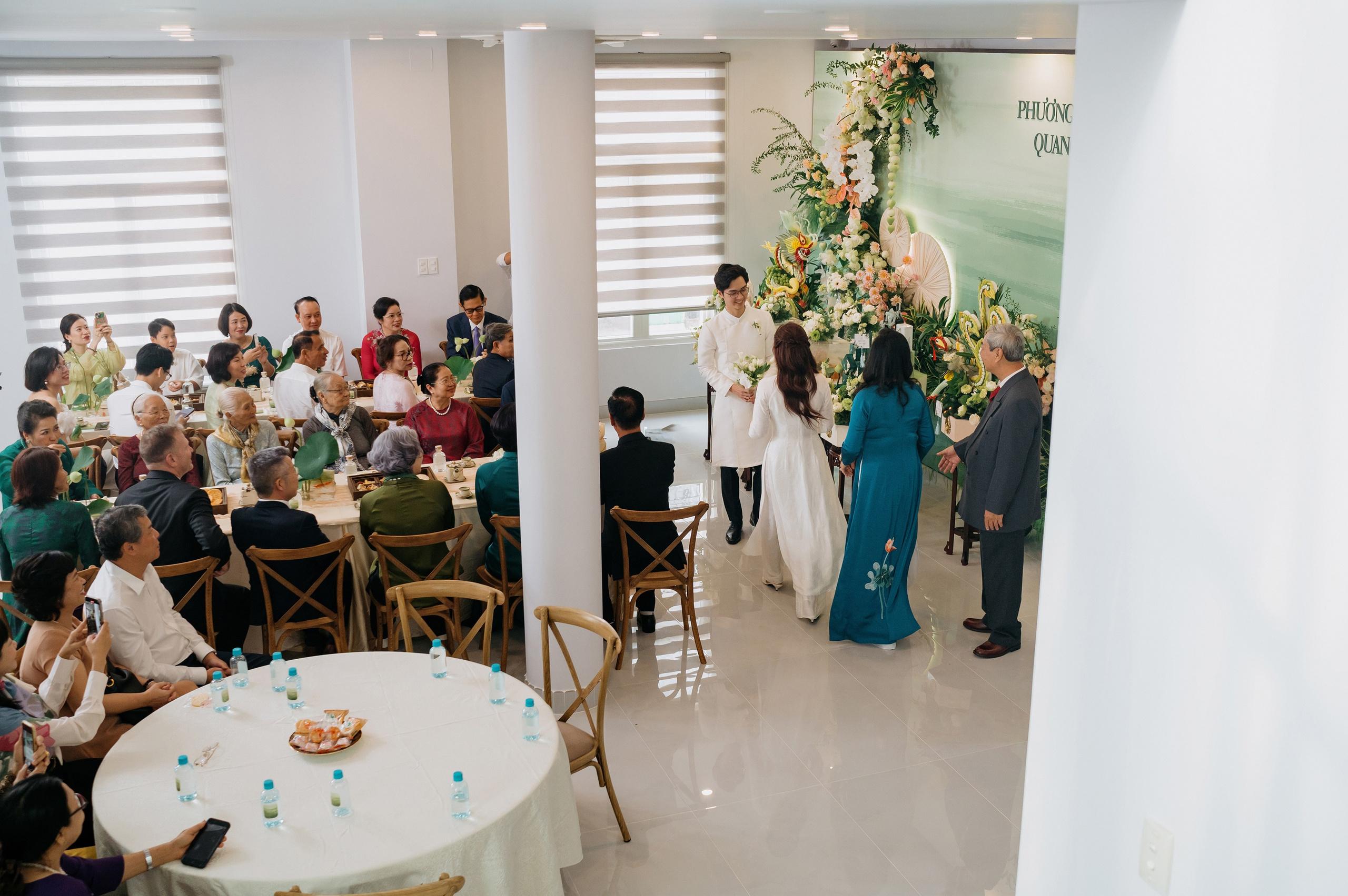TRINH & MINH / Engagement 11.10.2024. Nhiếp ảnh gia đám cưới hàng đầu tại Thành Phố Hồ Chí Minh