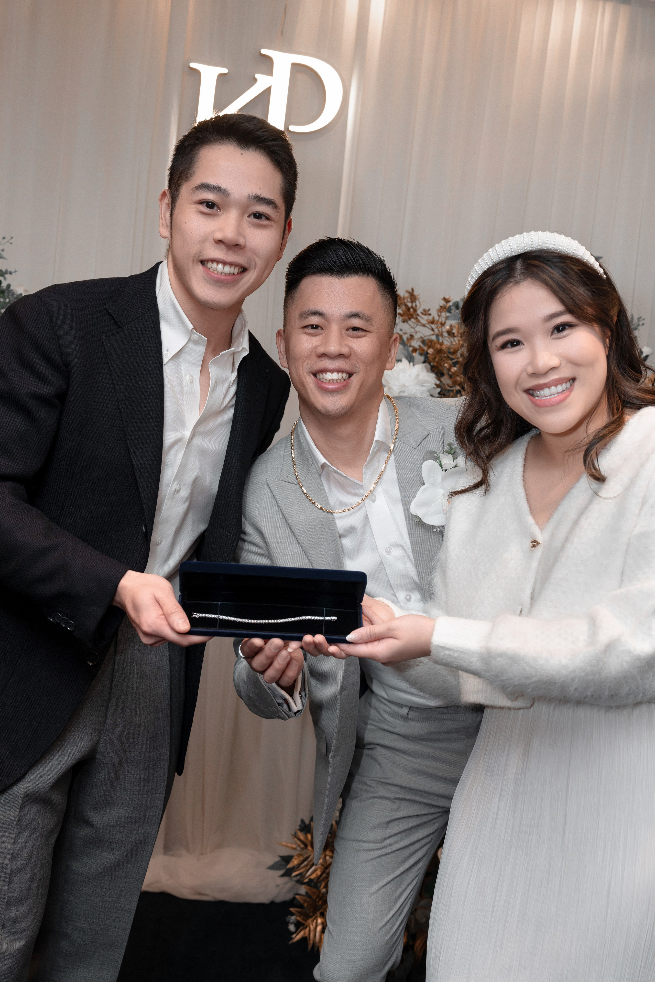 KELLY & PHOBY. PHOTOGRAPHER IN HONG KONG (WEDDING, FASHION, FAMILY, EVENTS)