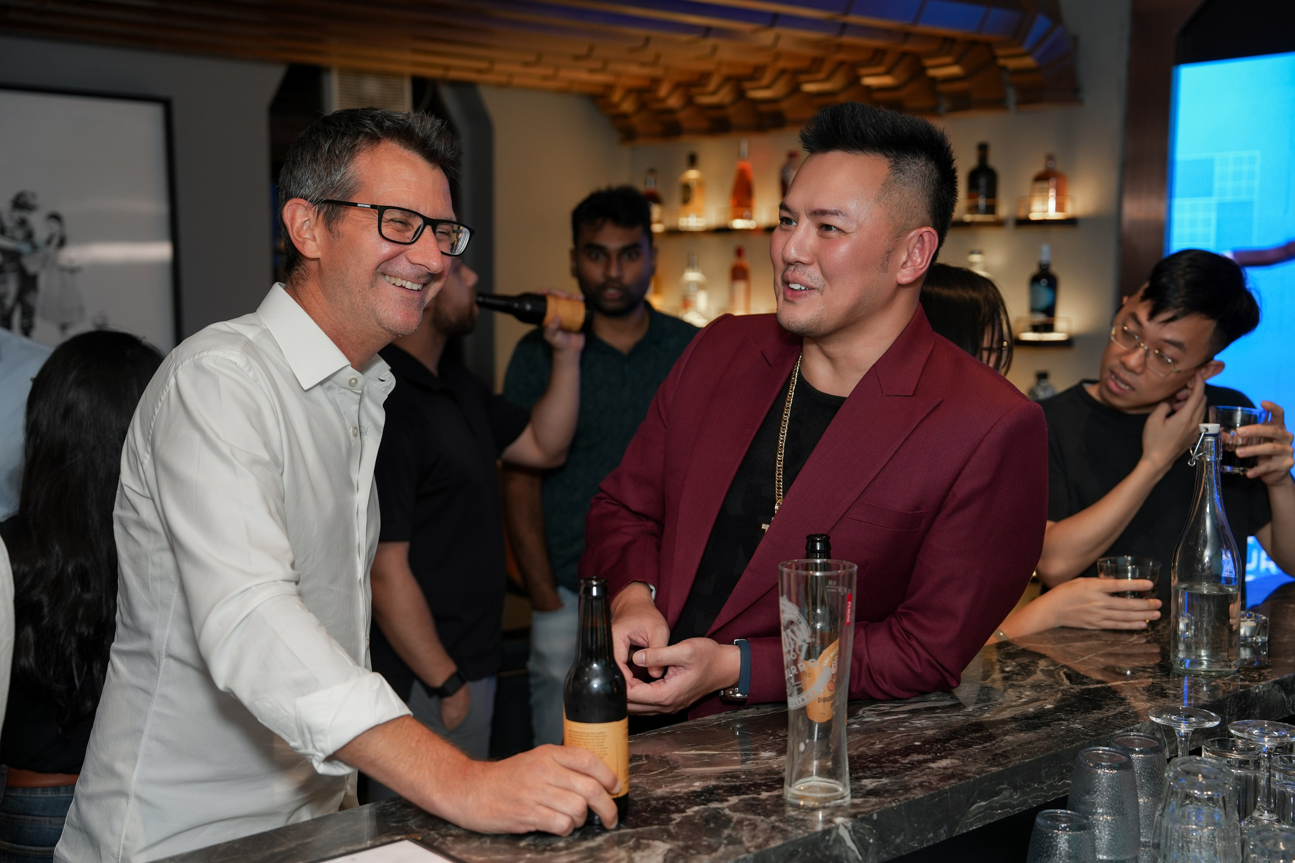 DEFACTOR | CLUB DAO. PHOTOGRAPHER IN HONG KONG (WEDDING, FASHION, FAMILY, EVENTS)