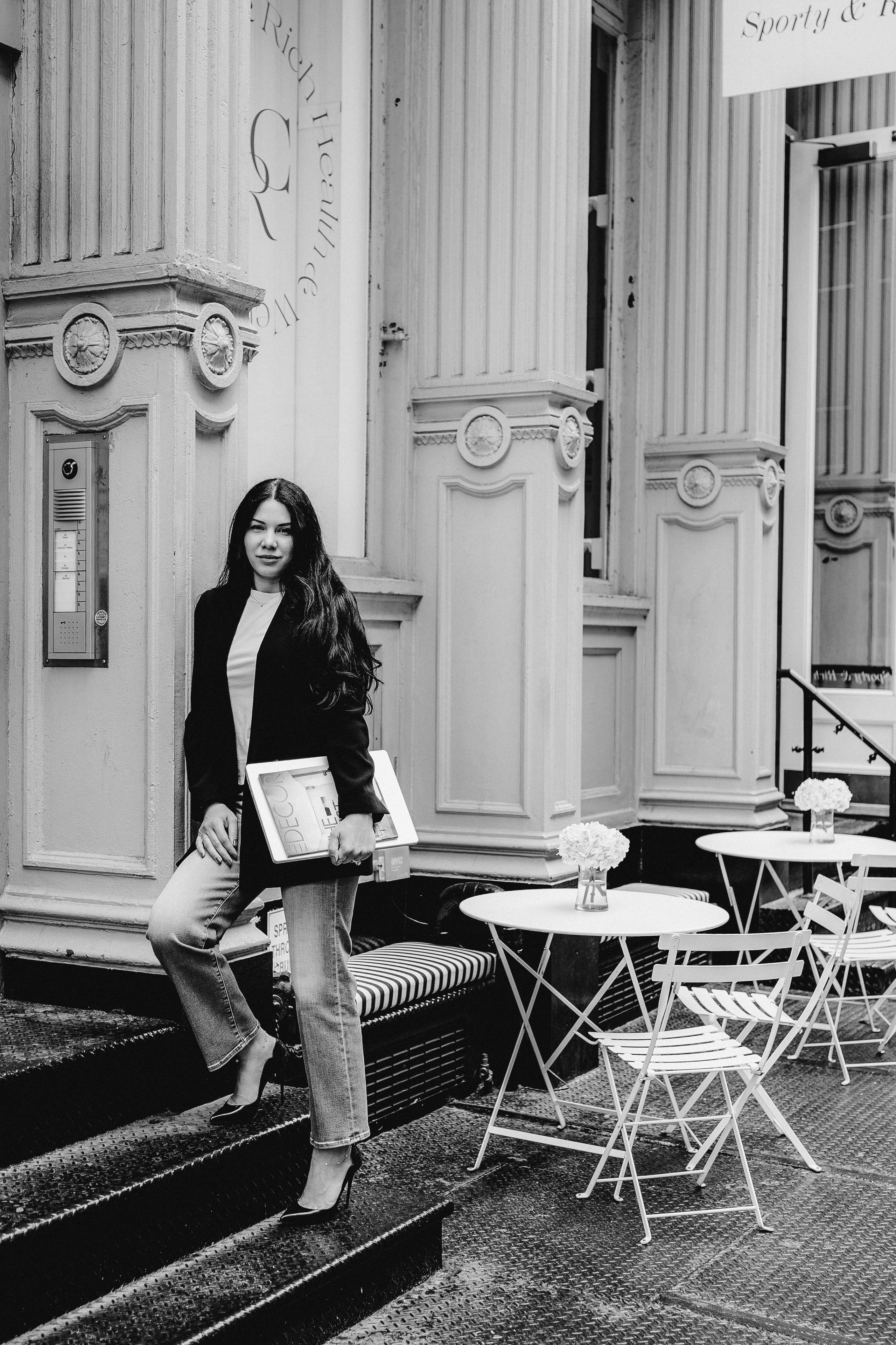 Sara. Videographer and photographer in New York // MAKAROV.VIDEO