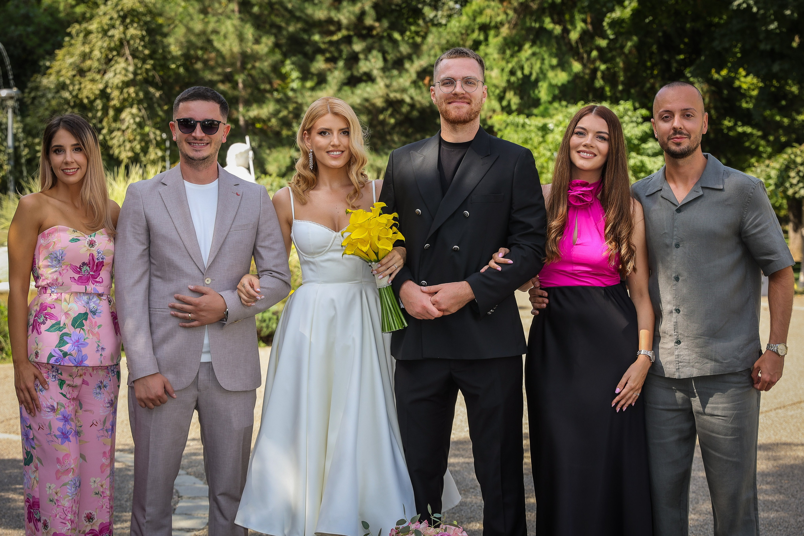 Bianca & Daniel — o nuntă de vară în Cluj, între natură și eleganță. Rares Bucur is a professional wedding photographer based in Cluj-Napoca, Romania, specializing in wedding photography