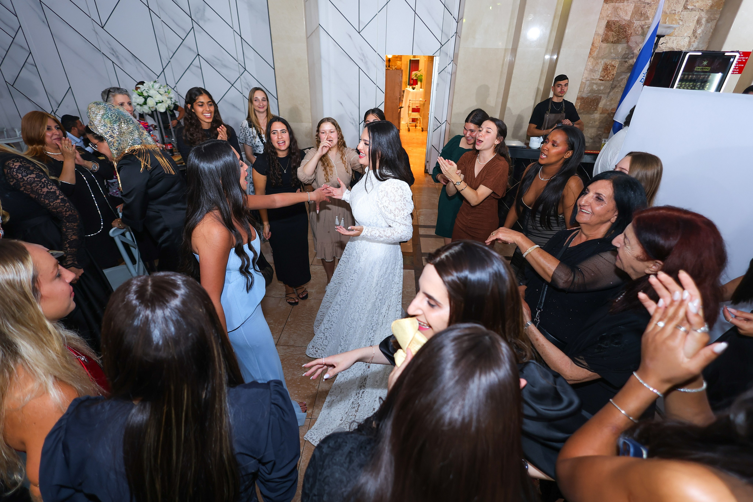 L & A. משה מנשה צלם חתונות