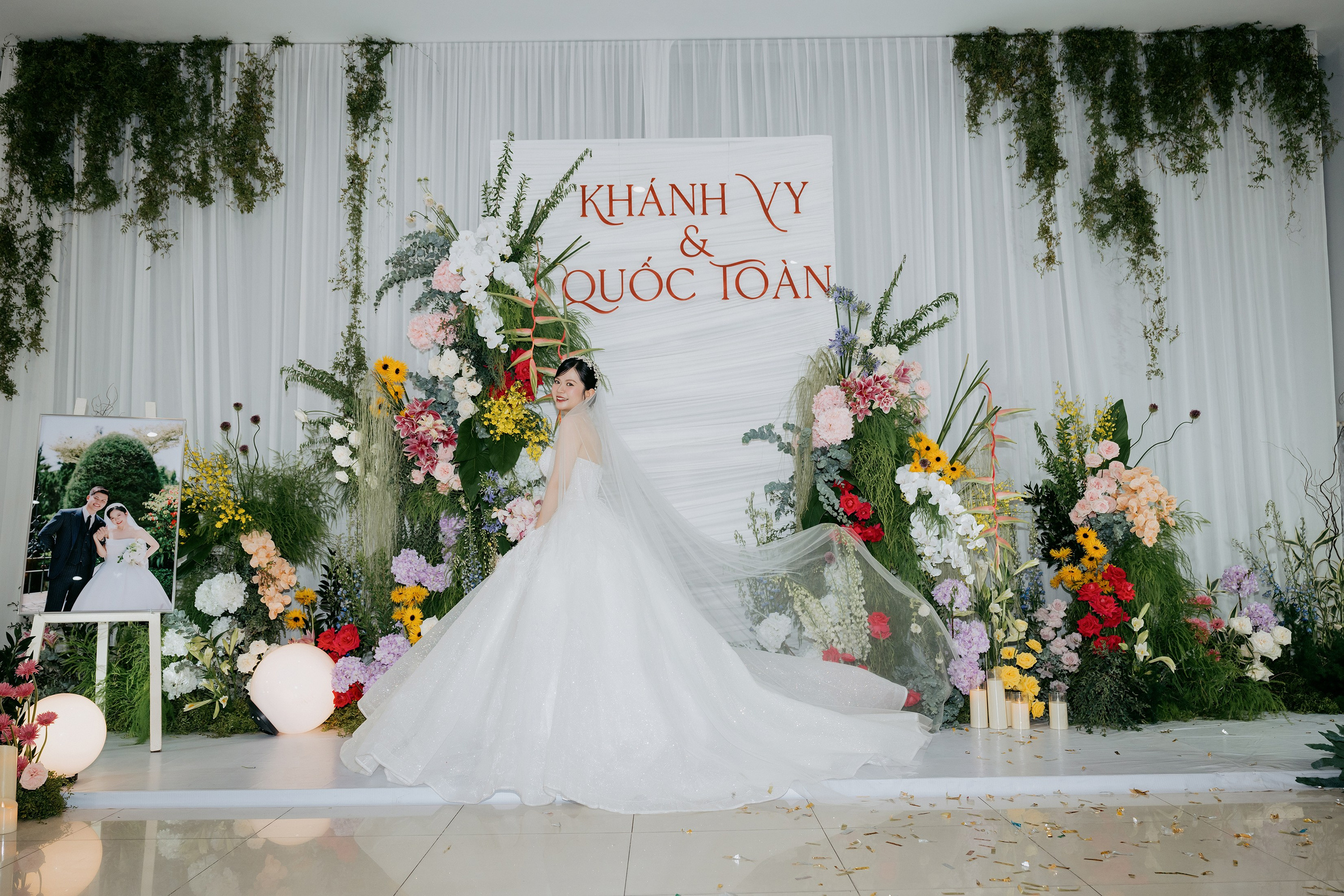 TOAN & VY / Wedding Journalism. Saigon Wedding Present | Art Beyond Moments