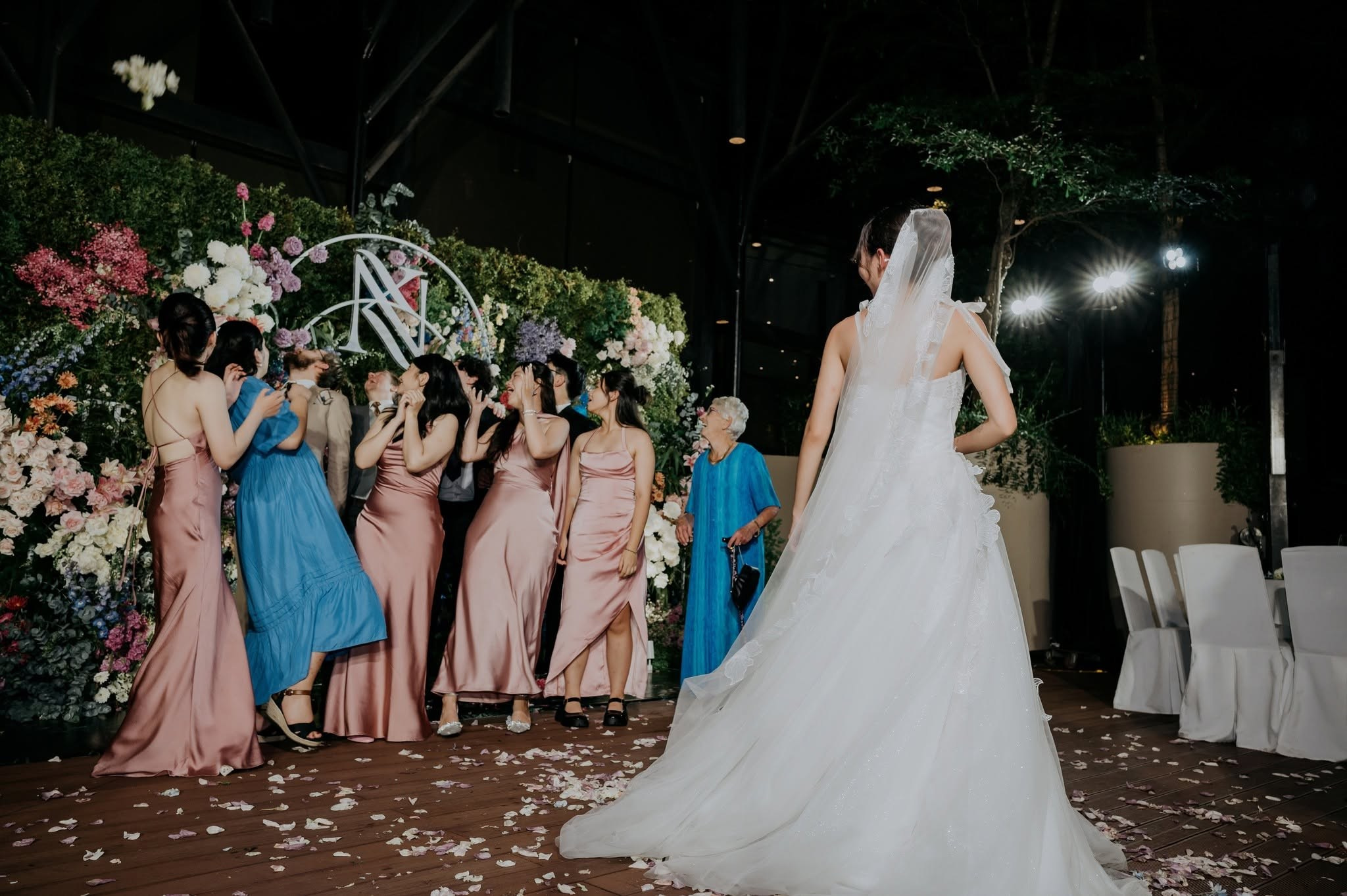 𝐊𝐞𝐥𝐥𝐢𝐞 & 𝐍𝐢𝐤𝐥𝐚𝐬 / Destination Wedding. Saigon Wedding Present | Art Beyond Moments