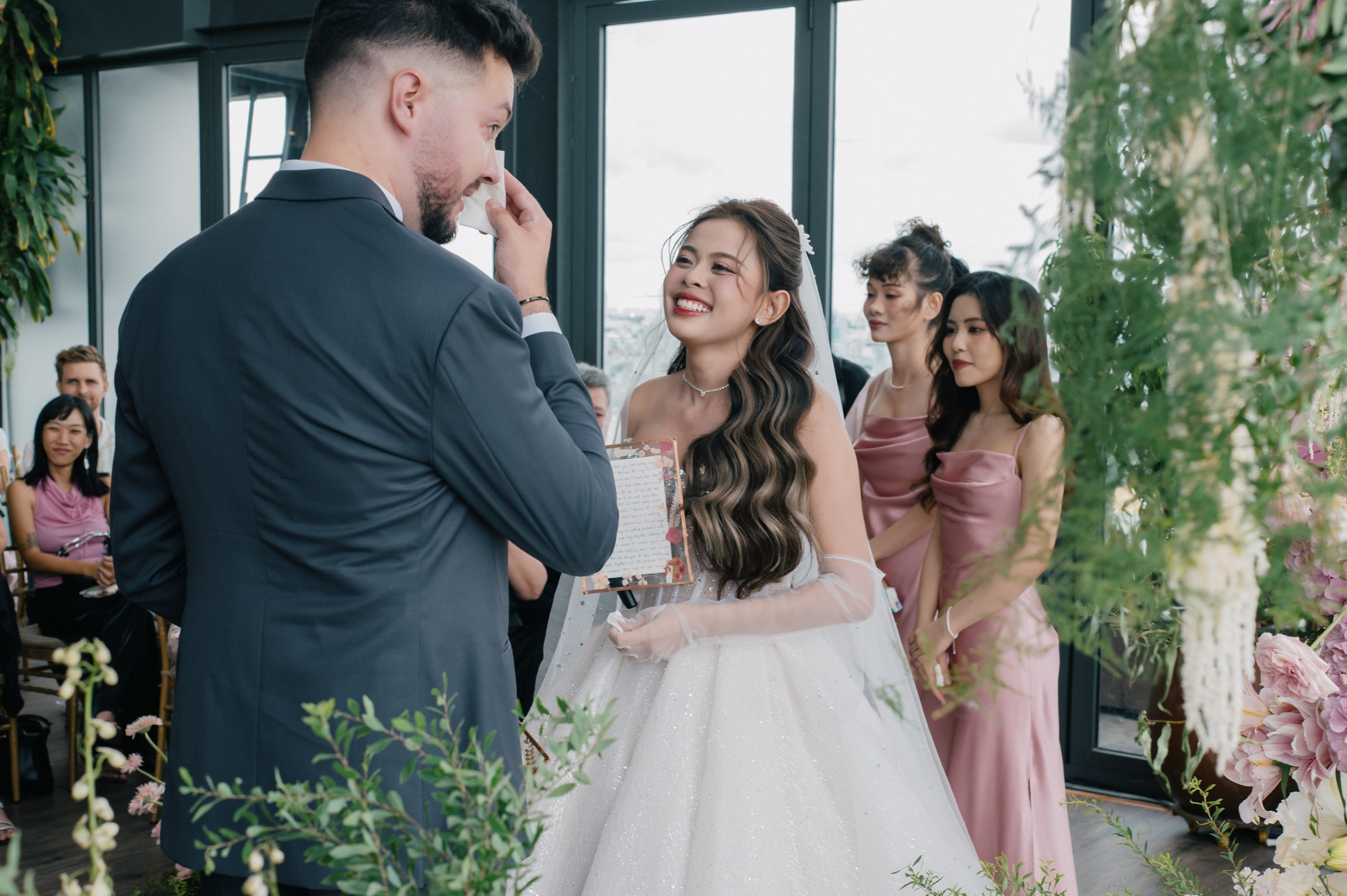 D & K / Wedding Journalism. Nhiếp ảnh gia đám cưới hàng đầu tại Thành Phố Hồ Chí Minh