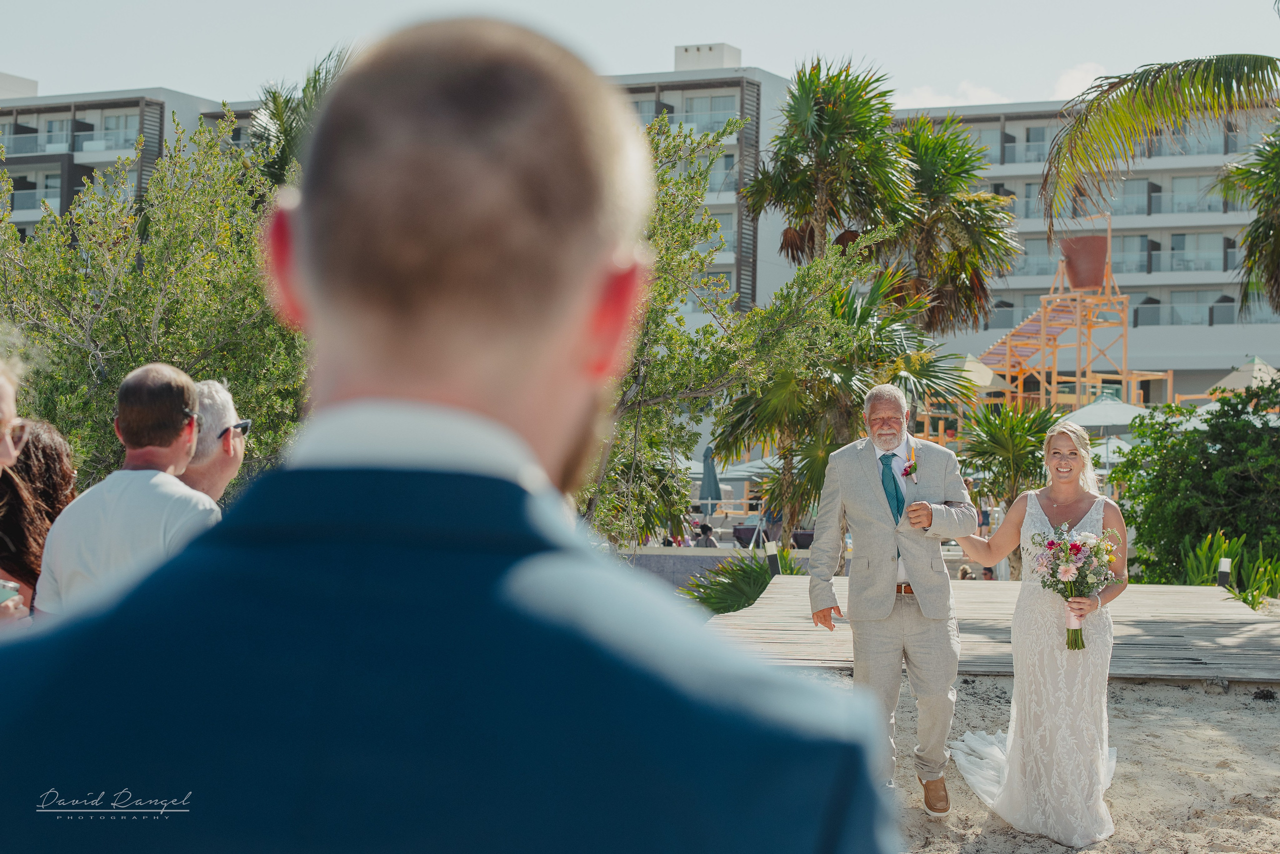 Destination Wedding at Royalton Splash Riviera Cancun. Destination wedding photographer based in Cancun and Riviera Maya with service worldwide