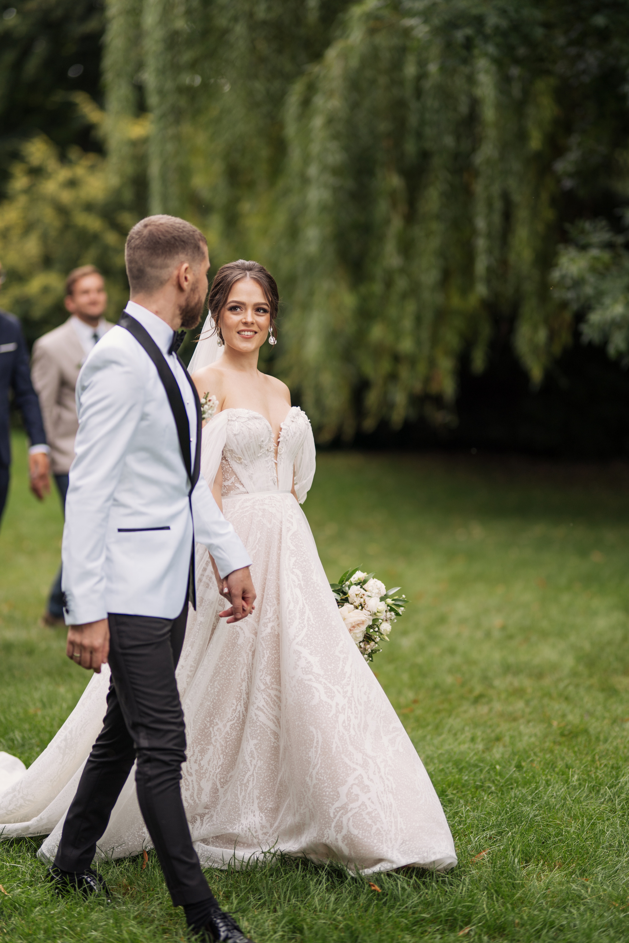 Fotógrafo de bodas en Madrid. Fotos de boda únicas y emocionantes. Fotógrafo en Madrid, España. Alyona Belyaninova