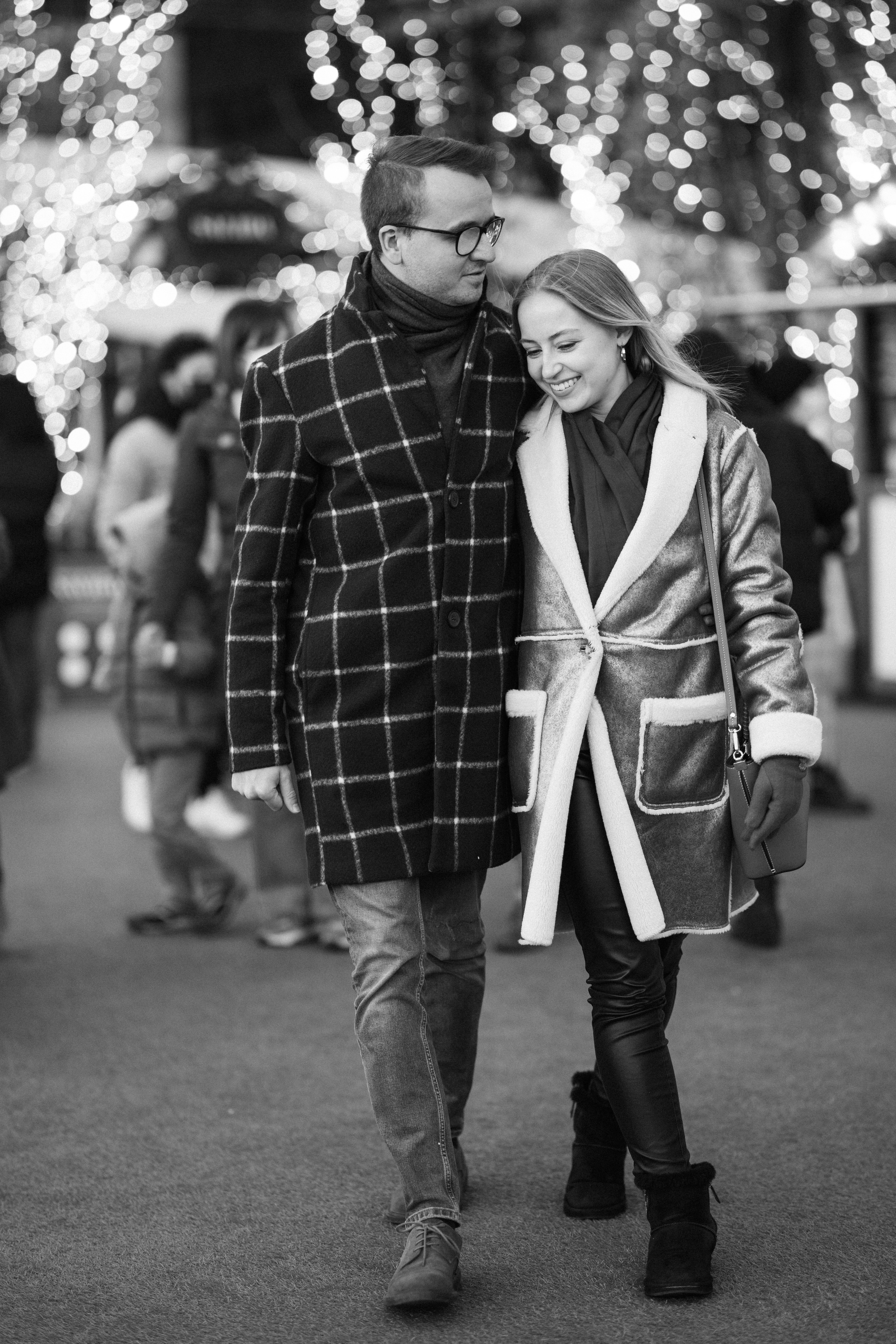 Christmas couple photo shooting Madrid. Photographer in Madrid, Spain. Alyona Belyaninova